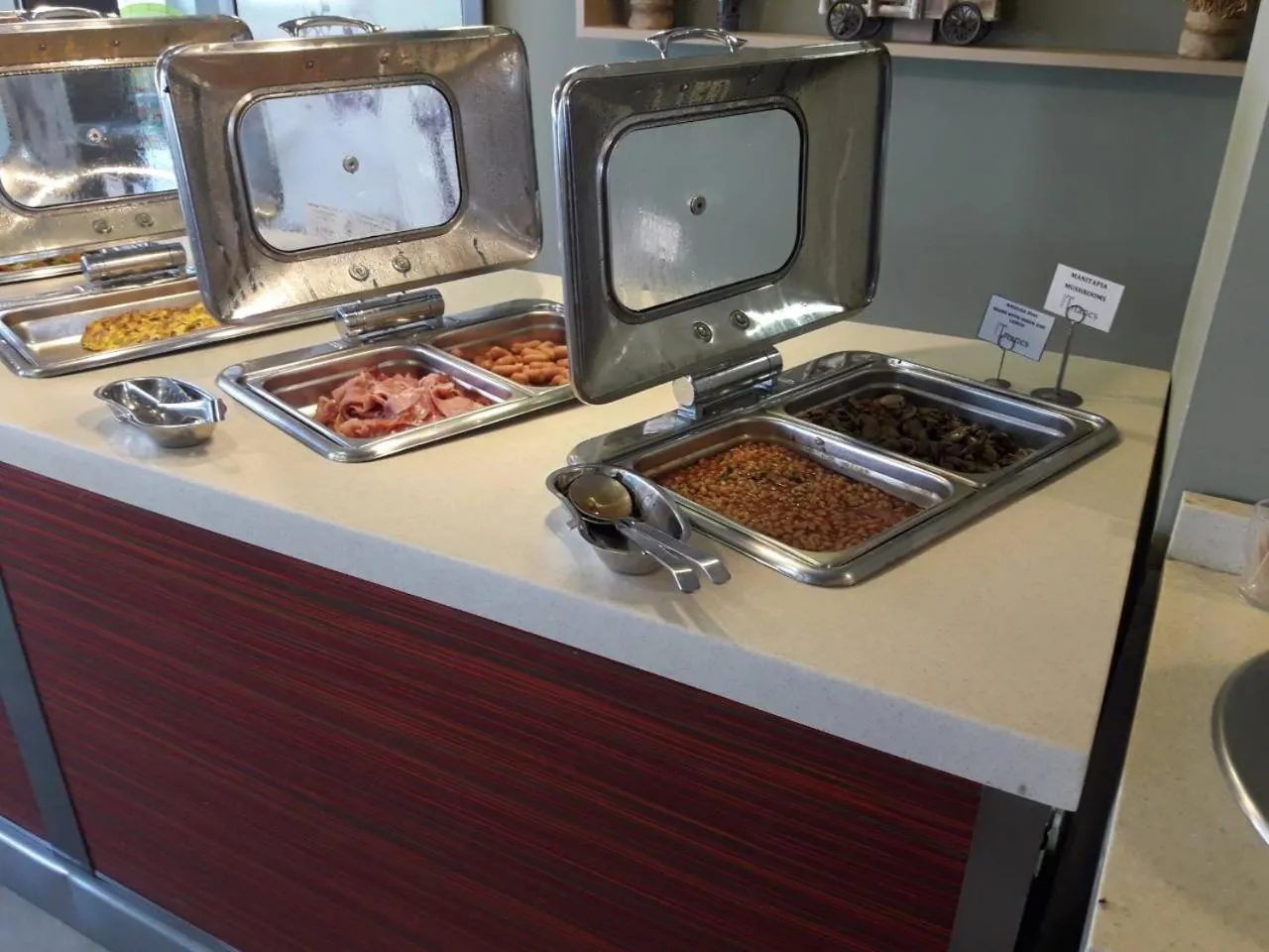 Breakfast in Flegra Palace