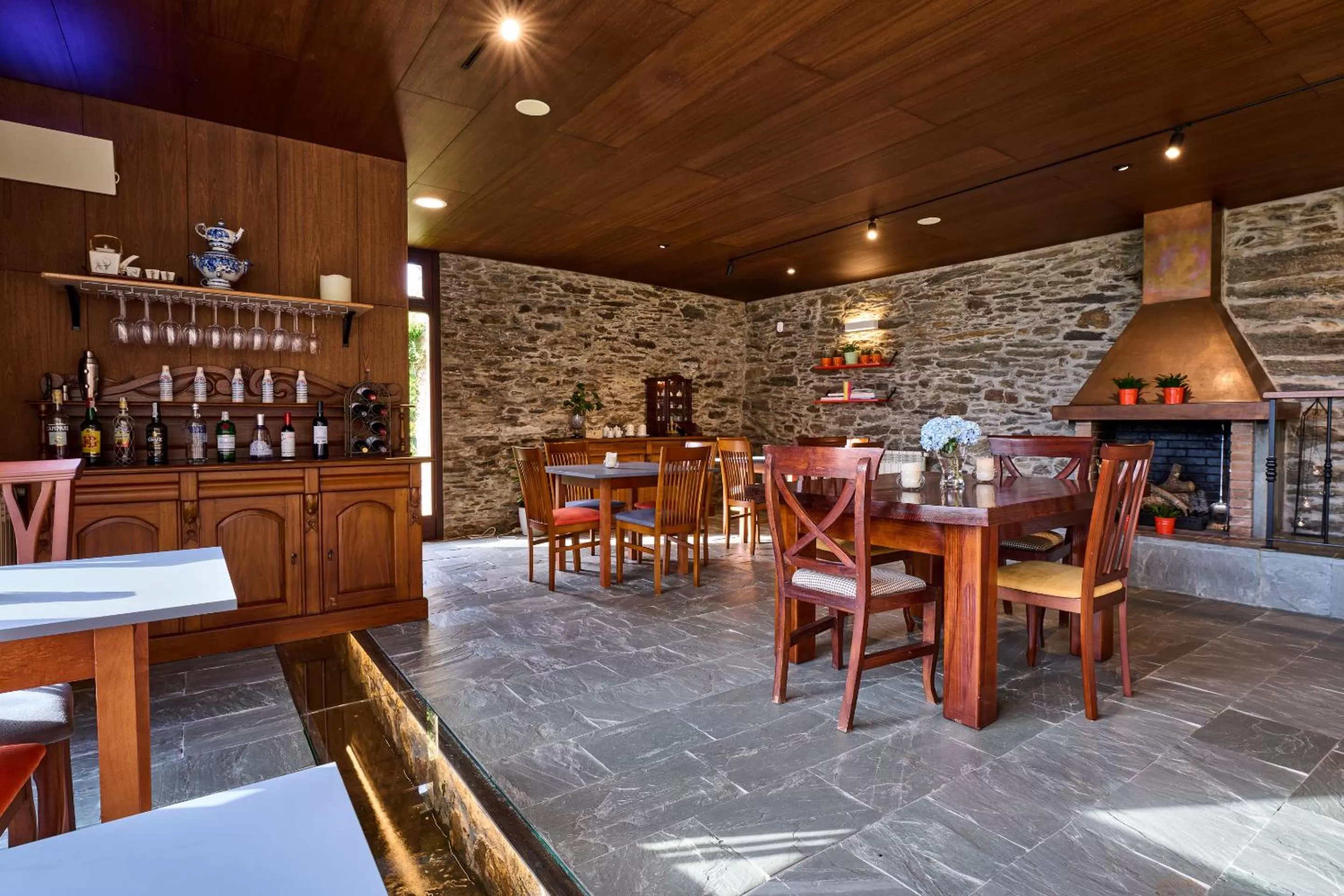 Restaurant/places to eat in Lar da Mota Boutique Hotel
