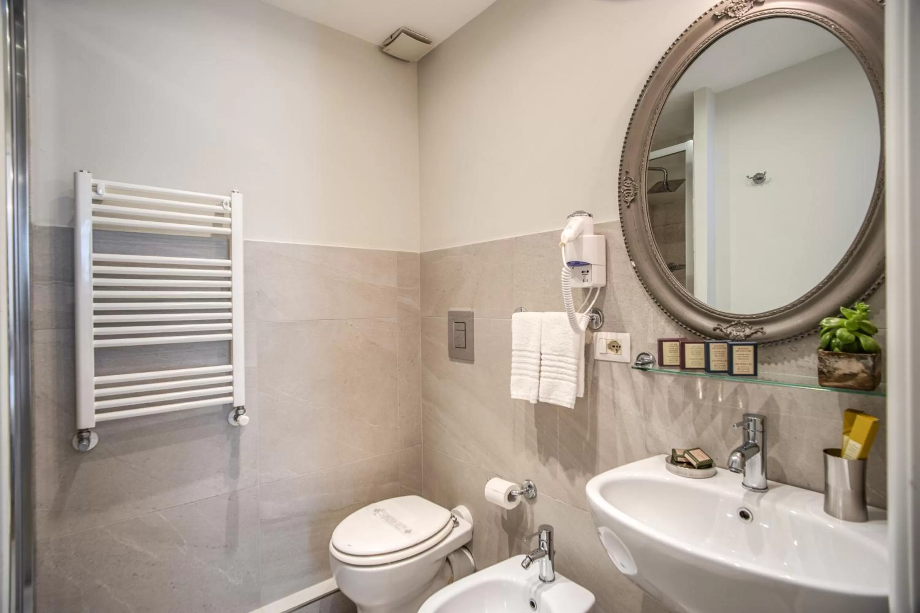 Bathroom in Tree Charme Trilussa