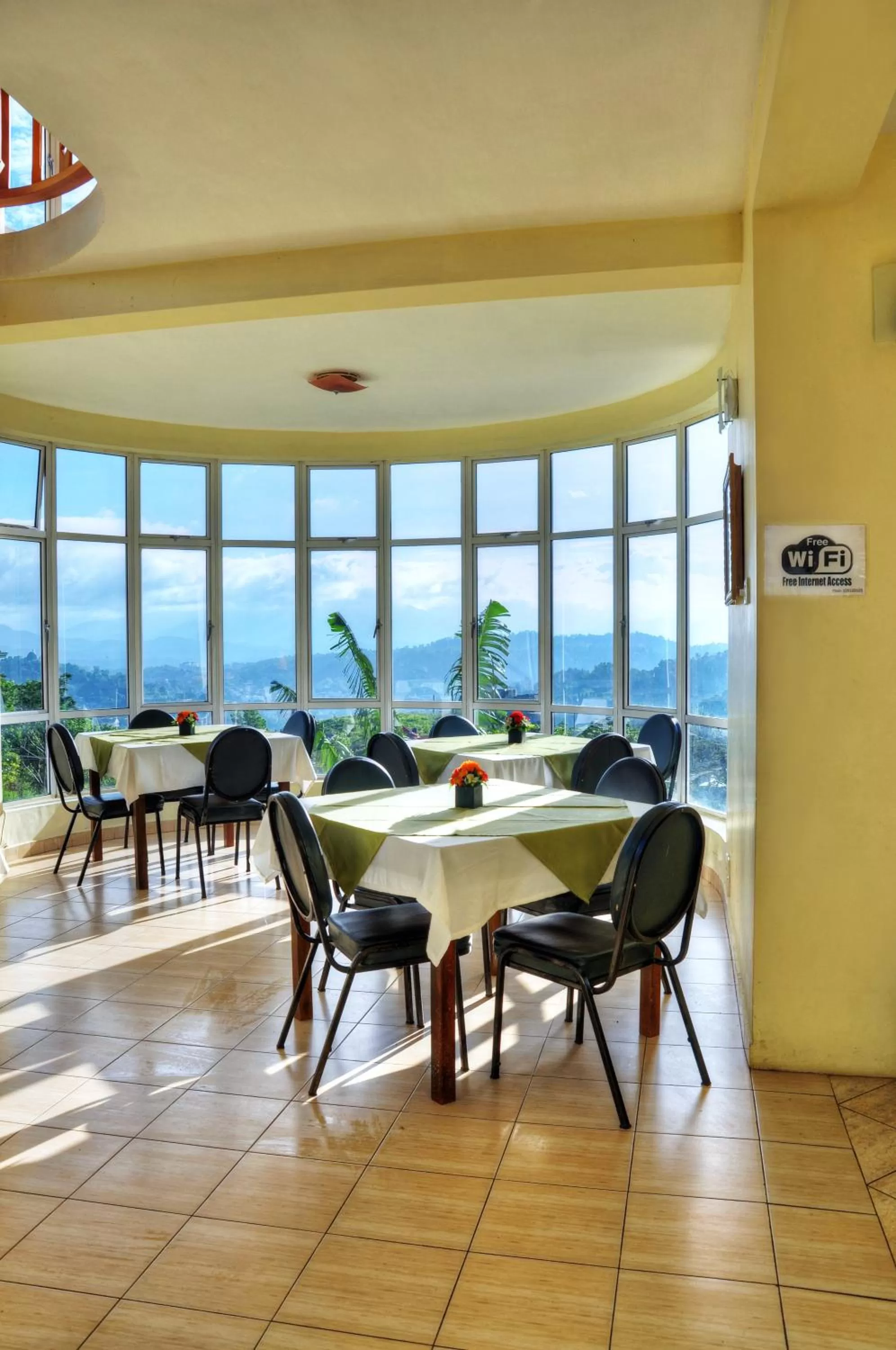 Day in Kandyan View Holiday Bungalow ''Free Pickup From Kandy city''