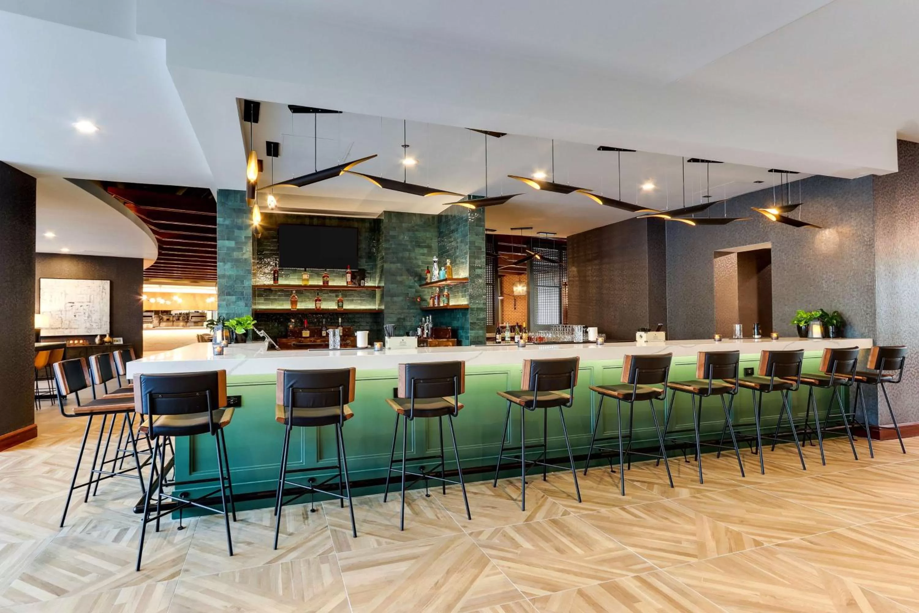 Lounge or bar in The Chattanoogan Hotel, Curio Collection By Hilton