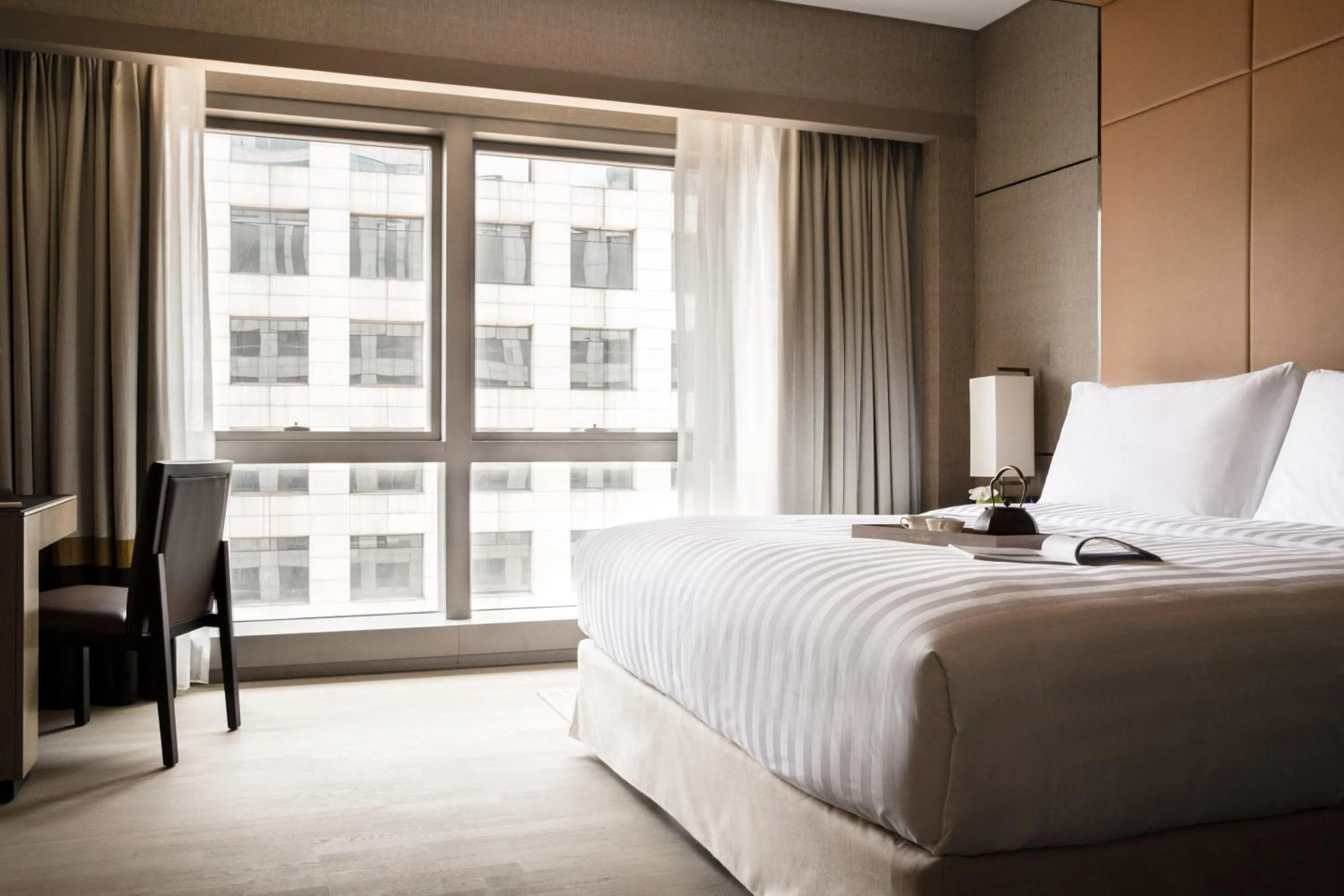 Bed in Jumeirah Living Guangzhou