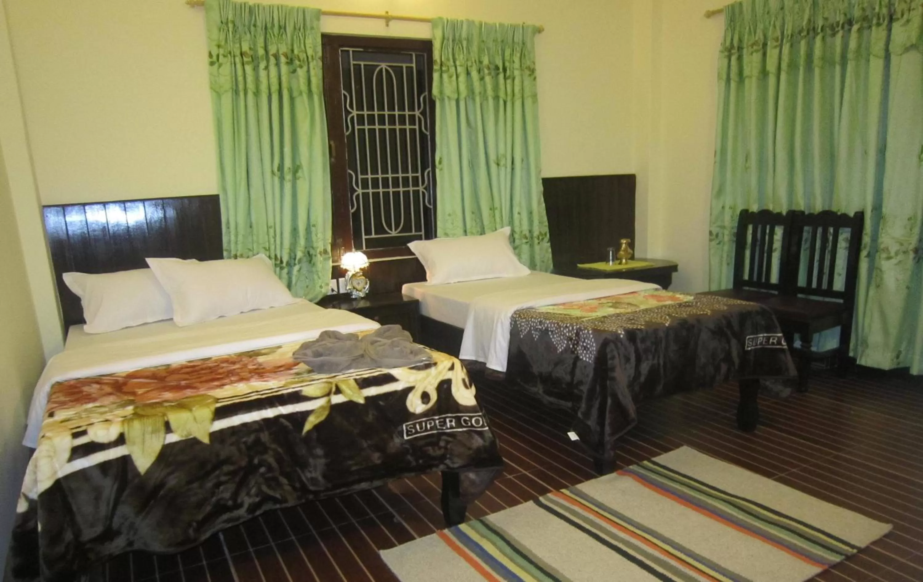 Bed in New Annapurna Guest House