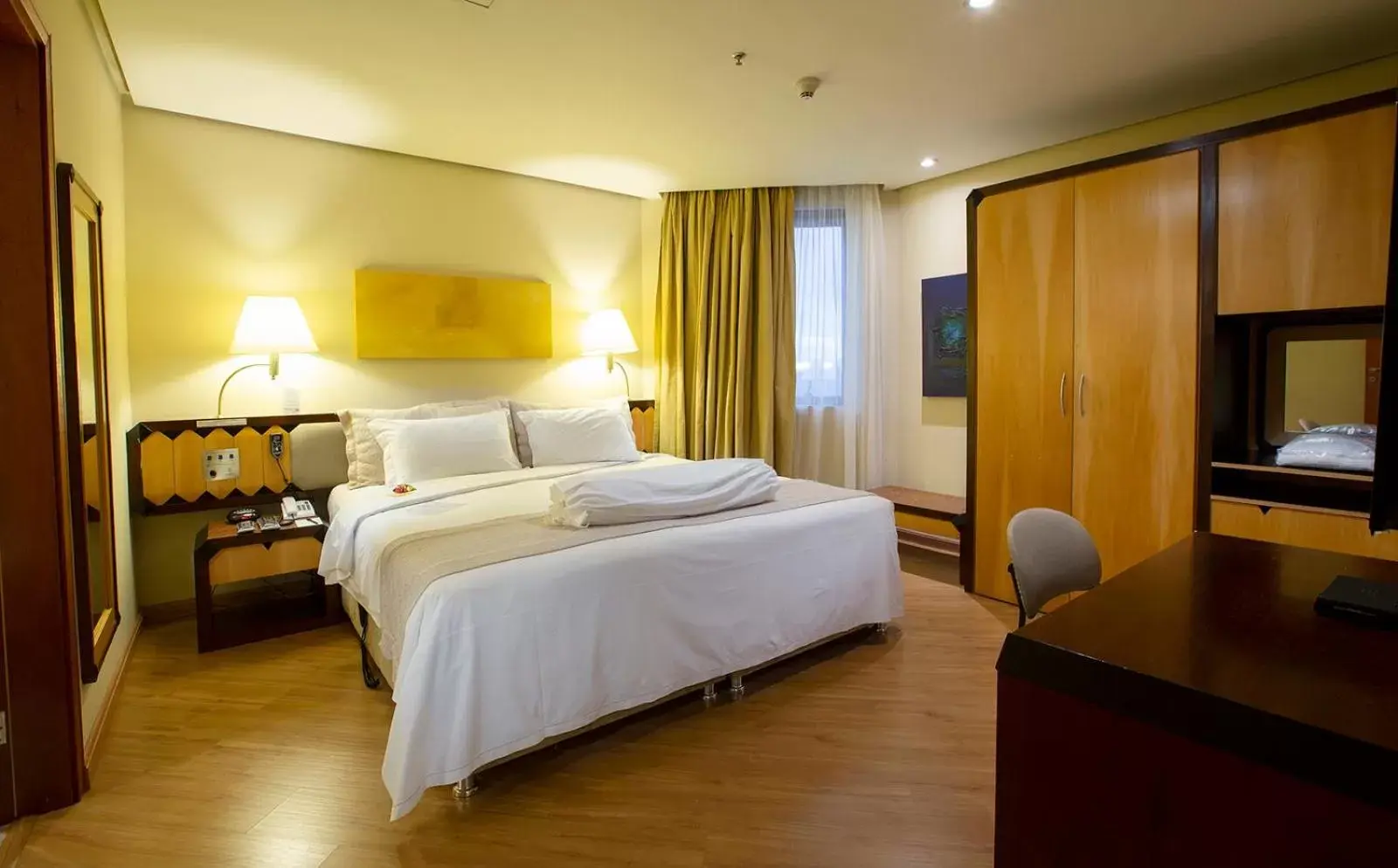 Exclusive Master Suite in Golden Tower Pinheiros by Fênix Hotéis Exclusive Master Suite in Golden Tower Pinheiros by Fênix Hotéis