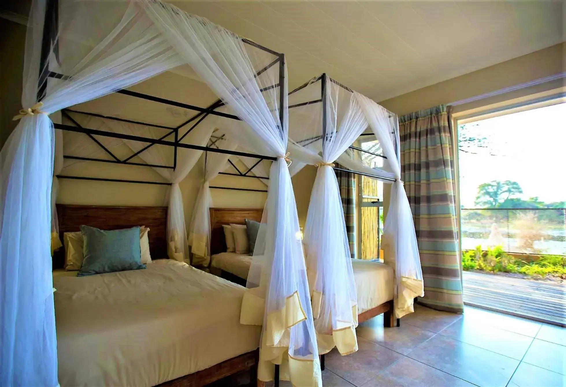 Twin Room with Bath - single occupancy in The Waterfront, Maun Twin Room with Bath - single occupancy in The Waterfront, Maun