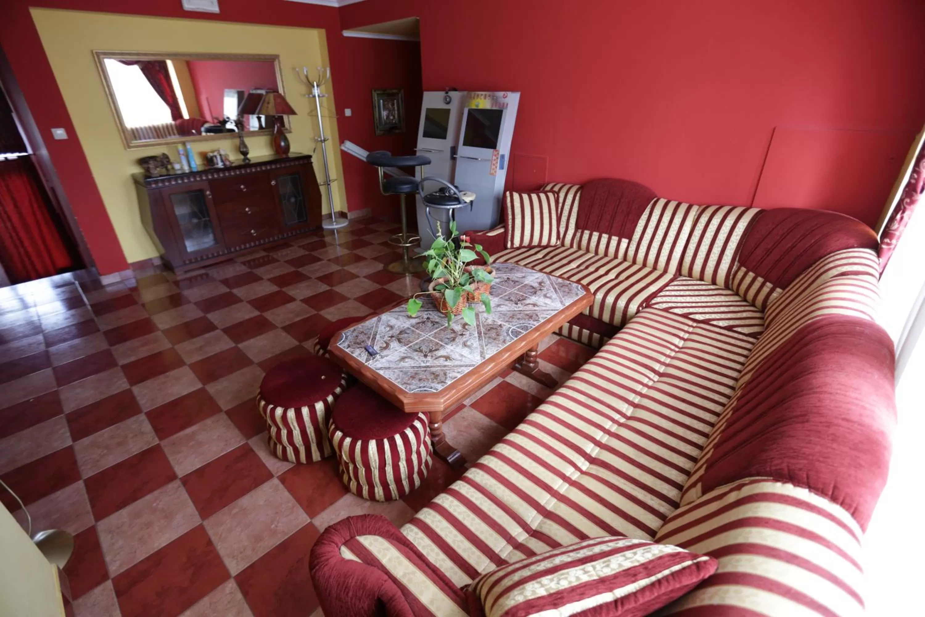 Lounge or bar, Seating Area in Hotel Matal