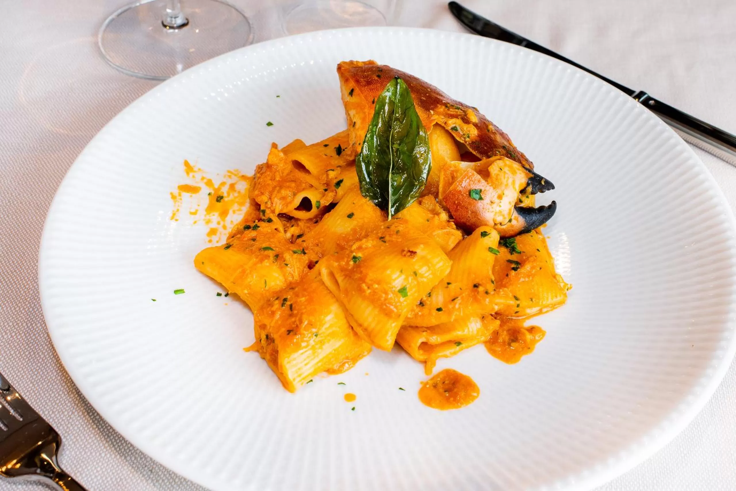 Restaurant/places to eat in M2 Hotel