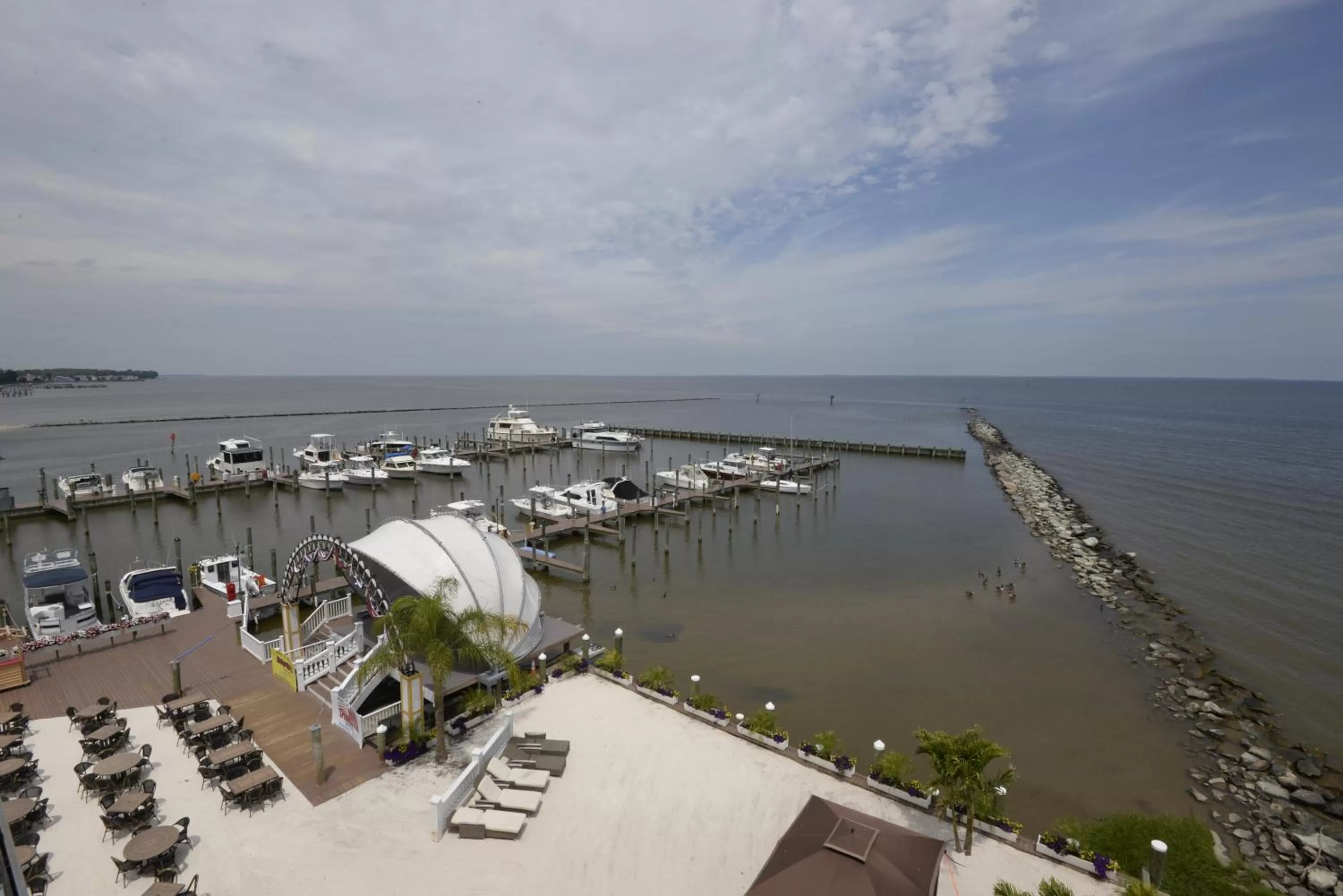 Beach in Rod 'N' Reel Resort