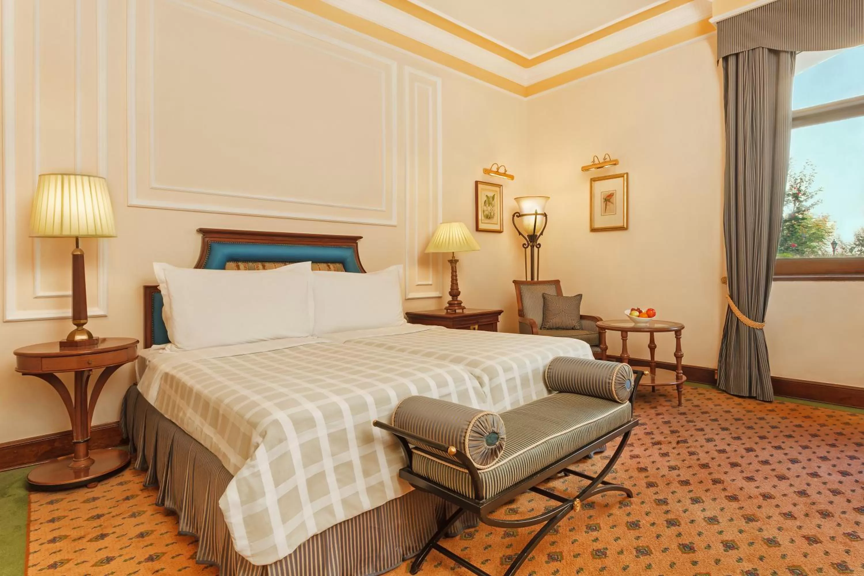 Bedroom in The Oberoi Grand Kolkata
