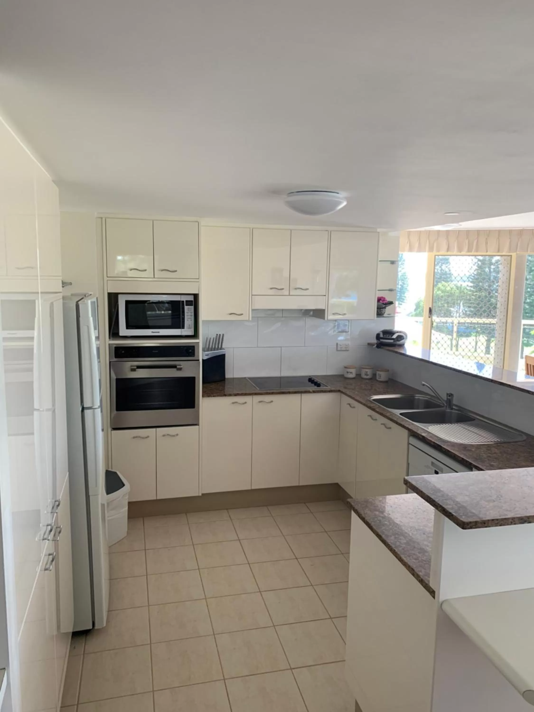 Kitchen or kitchenette in Northpoint Apartments