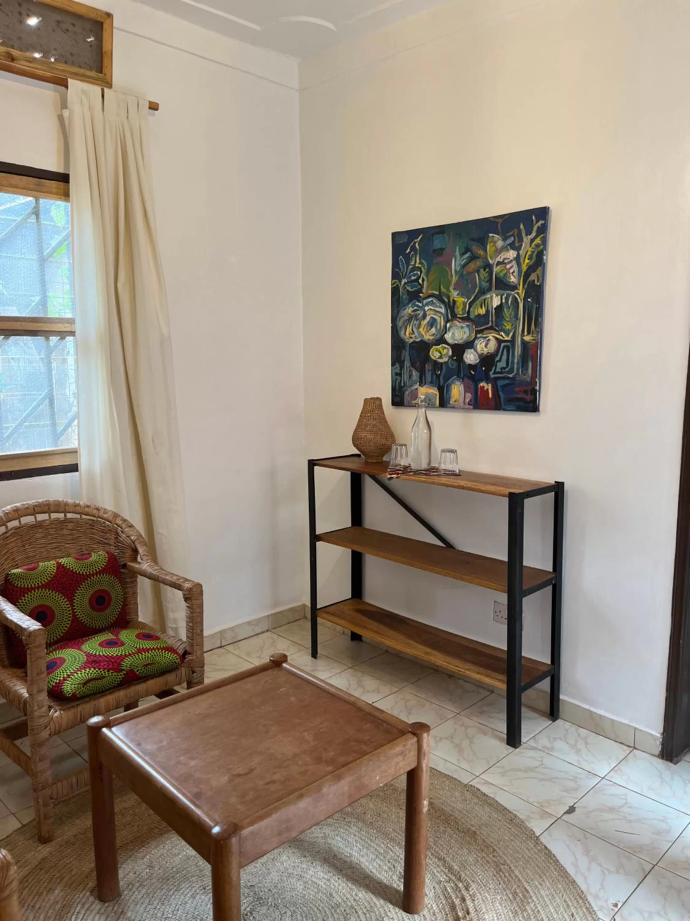 Seating Area in 30 Wilson