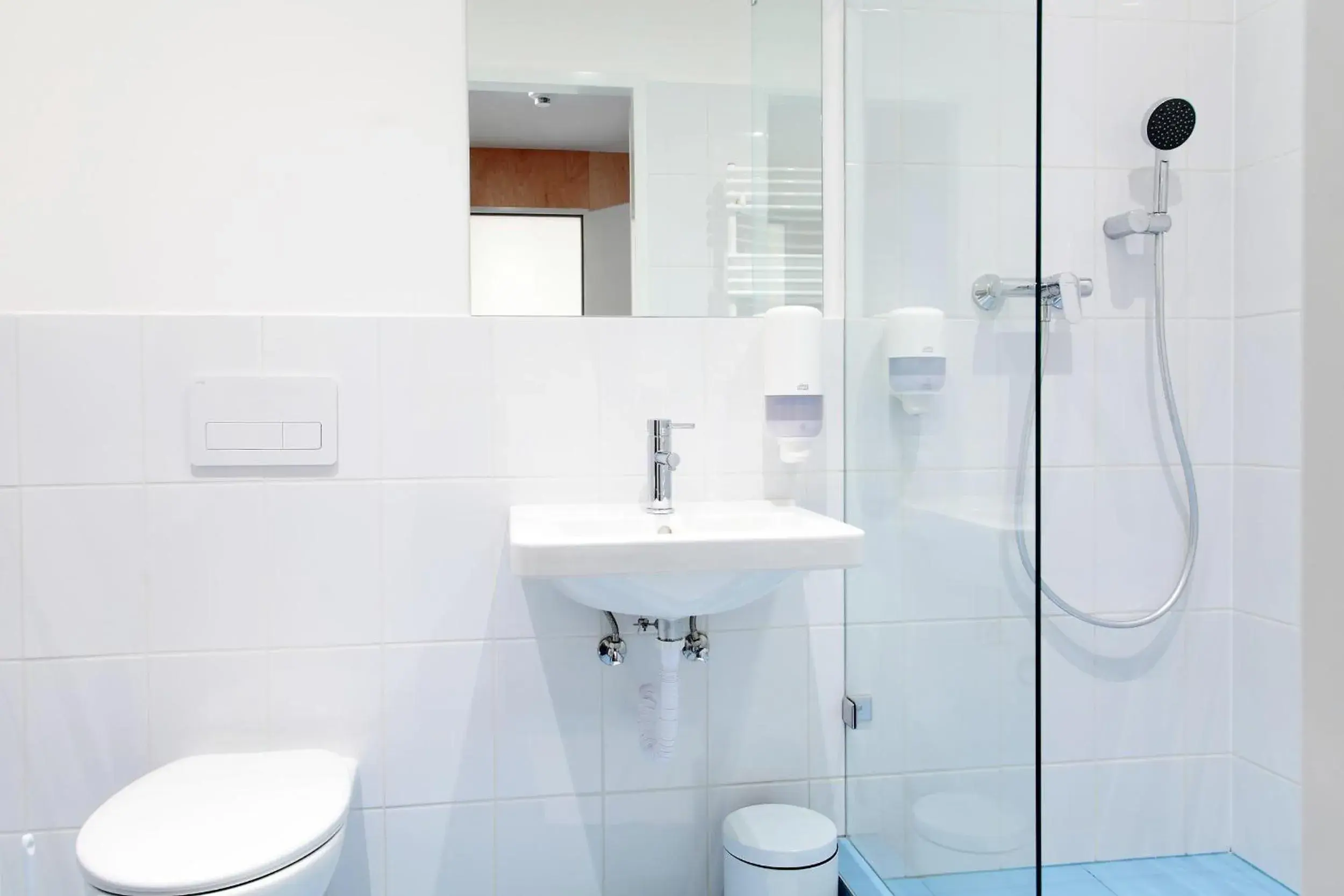 Double Room with Shared Bathroom in Maverick Budapest Soho Double Room with Shared Bathroom in Maverick Budapest Soho