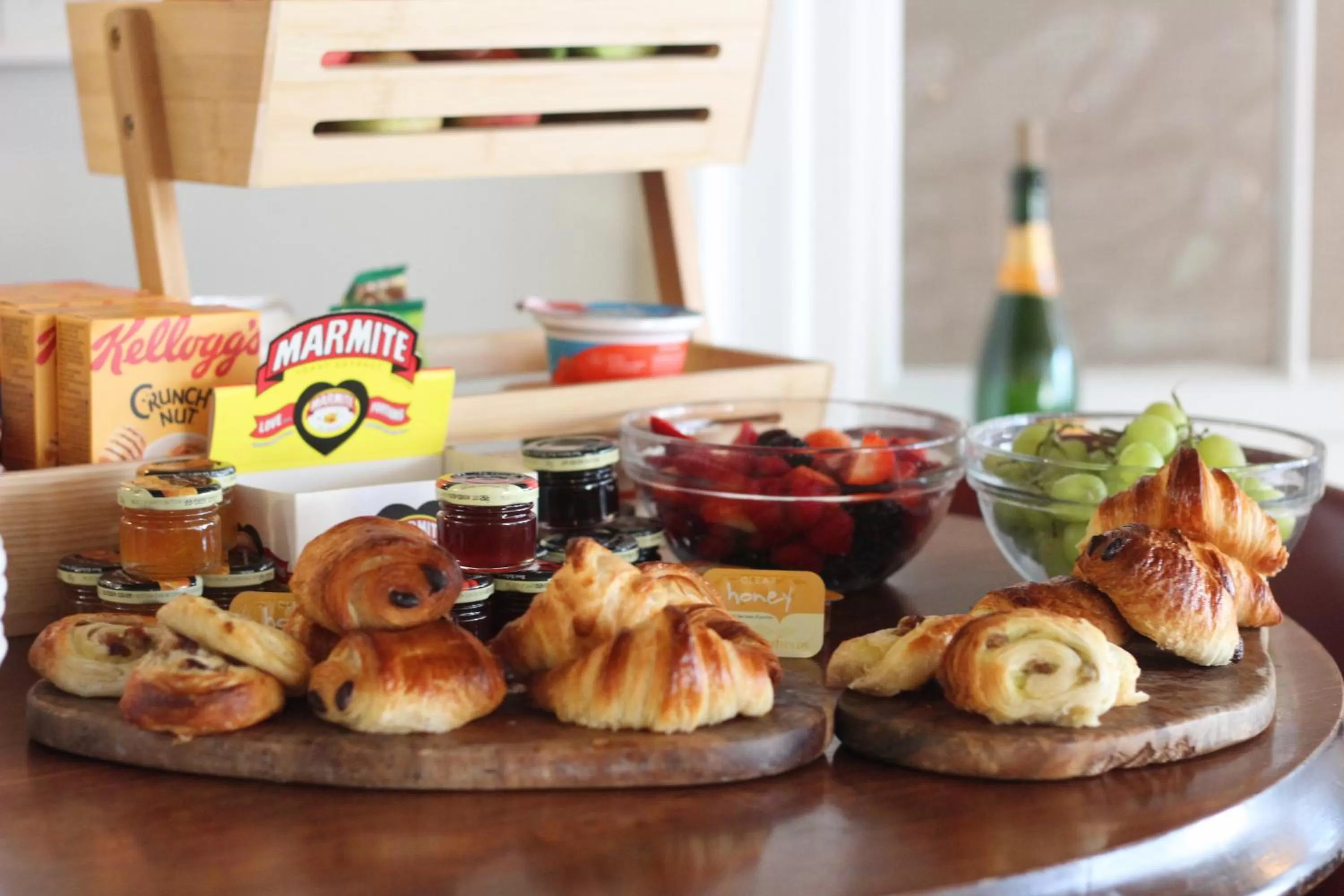 Breakfast in The Town House