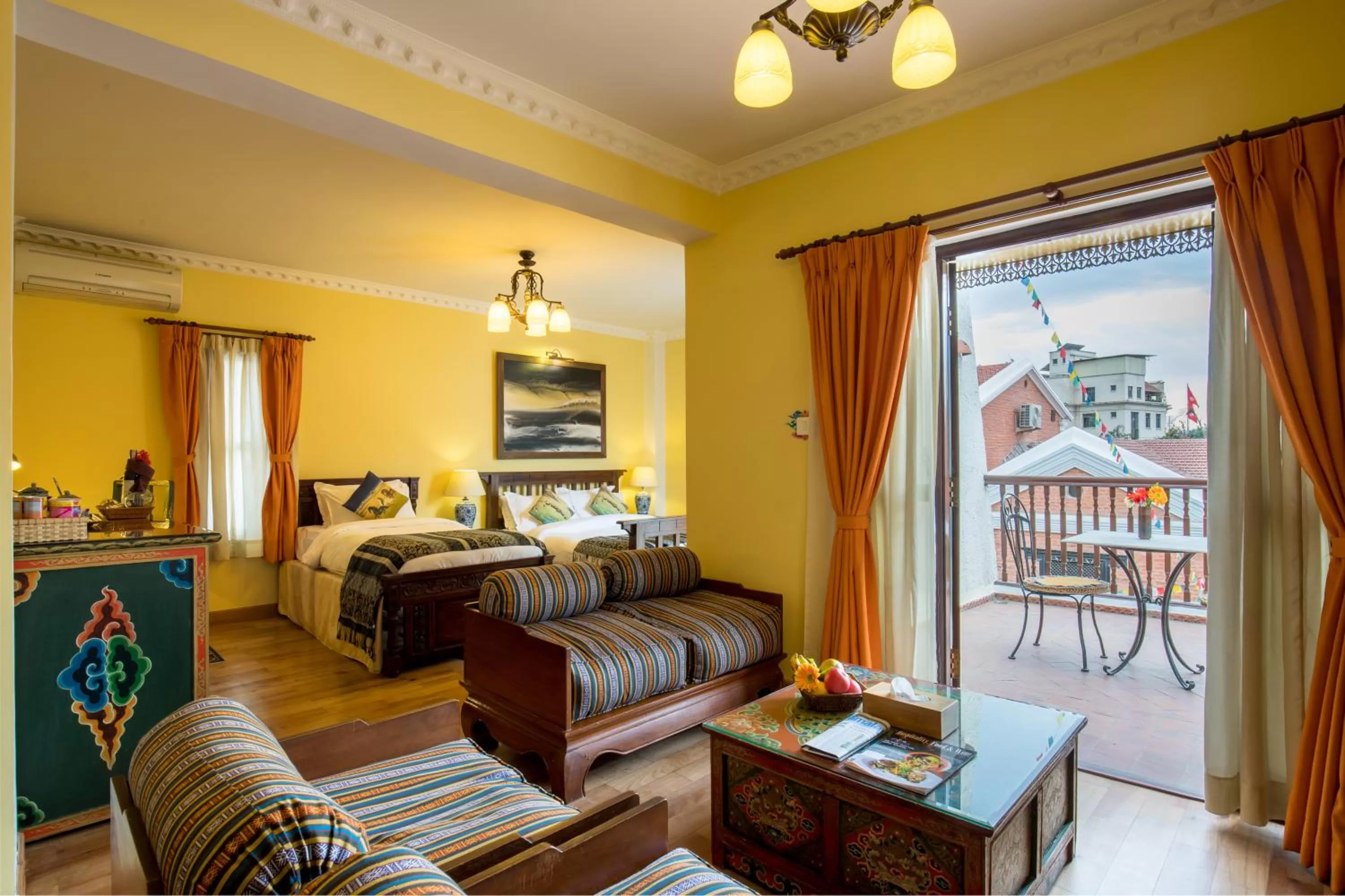 Living room, Bed in Baber Mahal Vilas - The Heritage Hotel