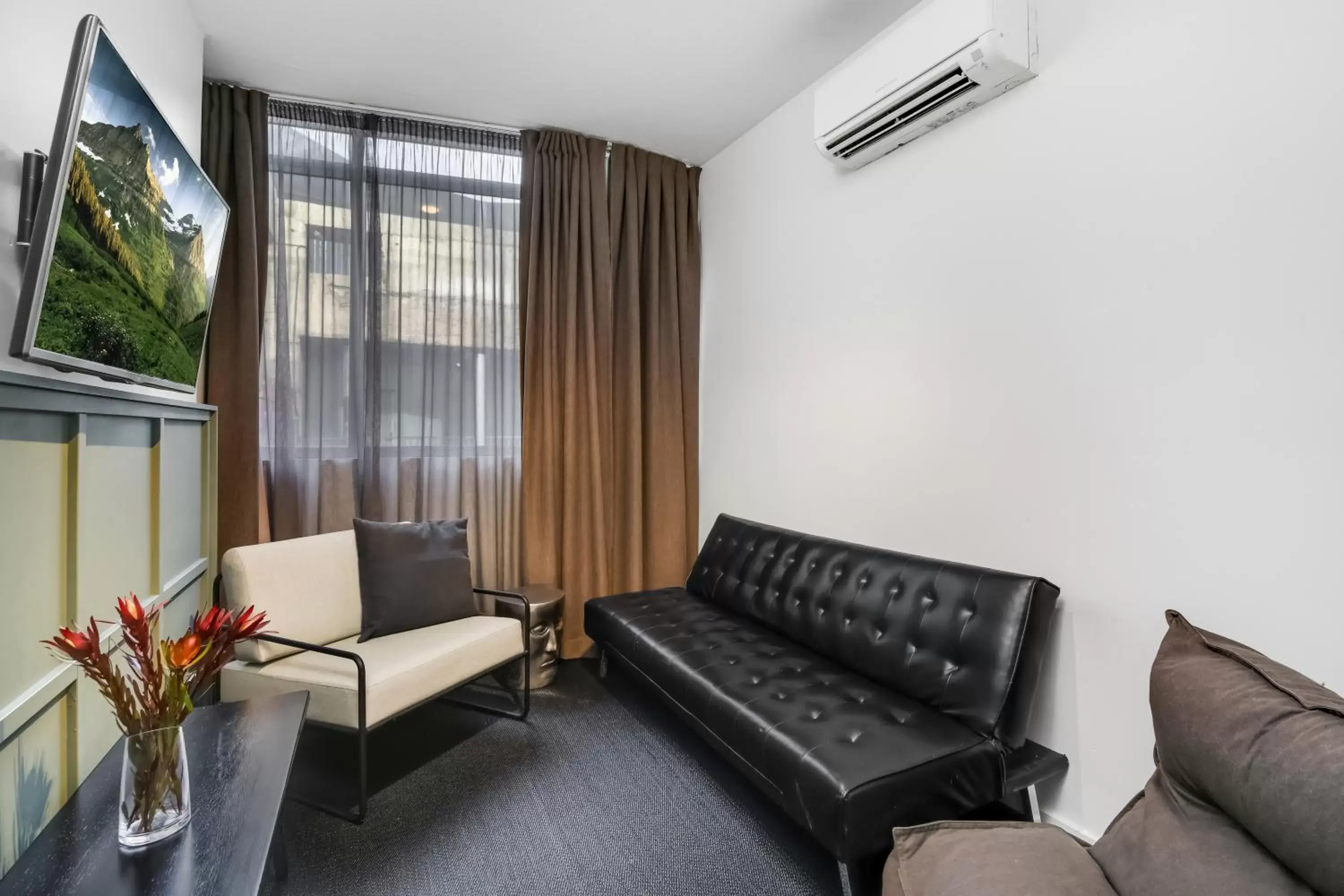 Family Suite in The Urban Newtown Family Suite in The Urban Newtown