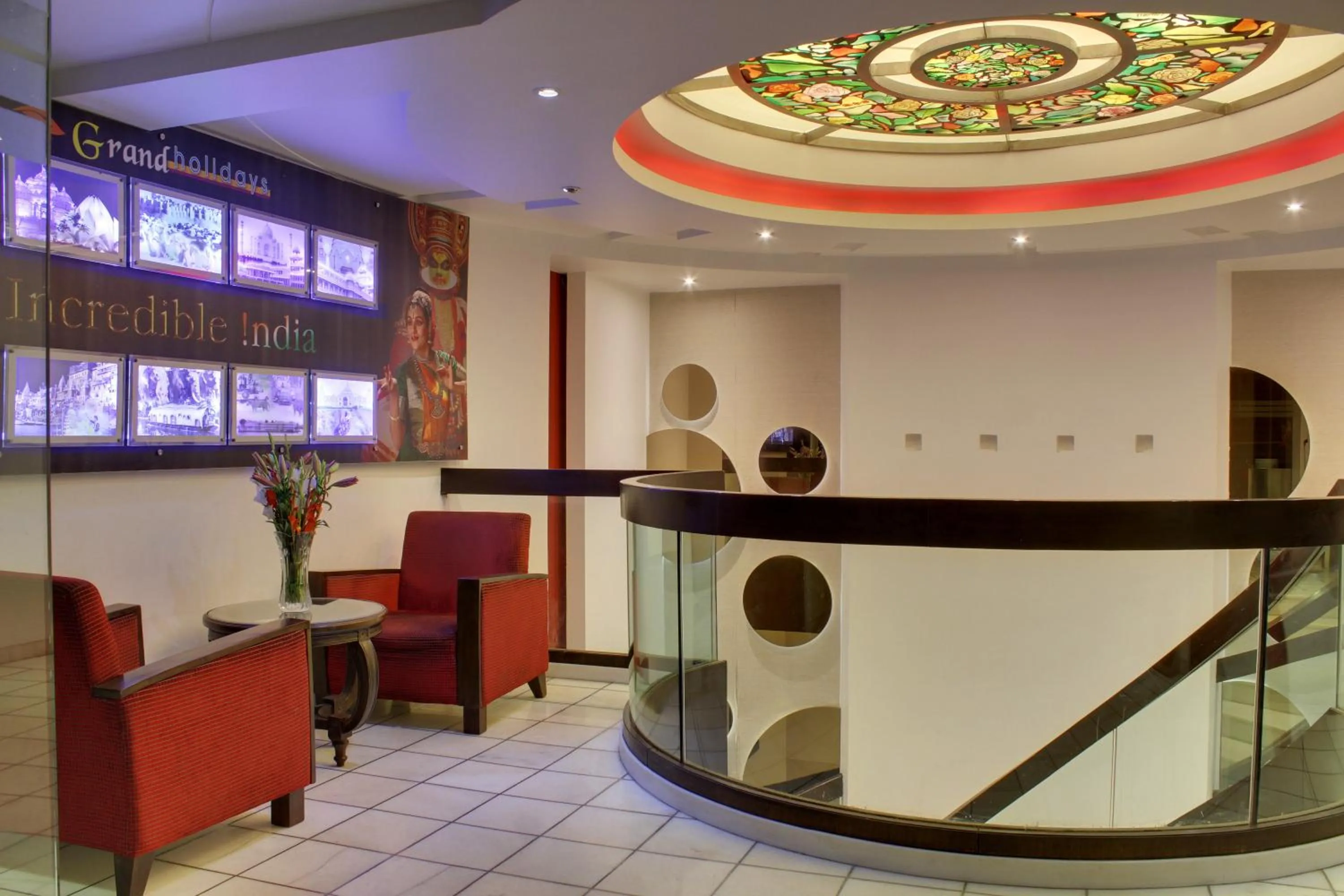 Restaurant/places to eat, Lobby/Reception in Hotel GODWIN DELUXE - New Delhi Railway Station - Paharganj