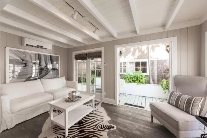 Alexander's Guesthouse-Adult Exclusive, LGBTQ Friendly