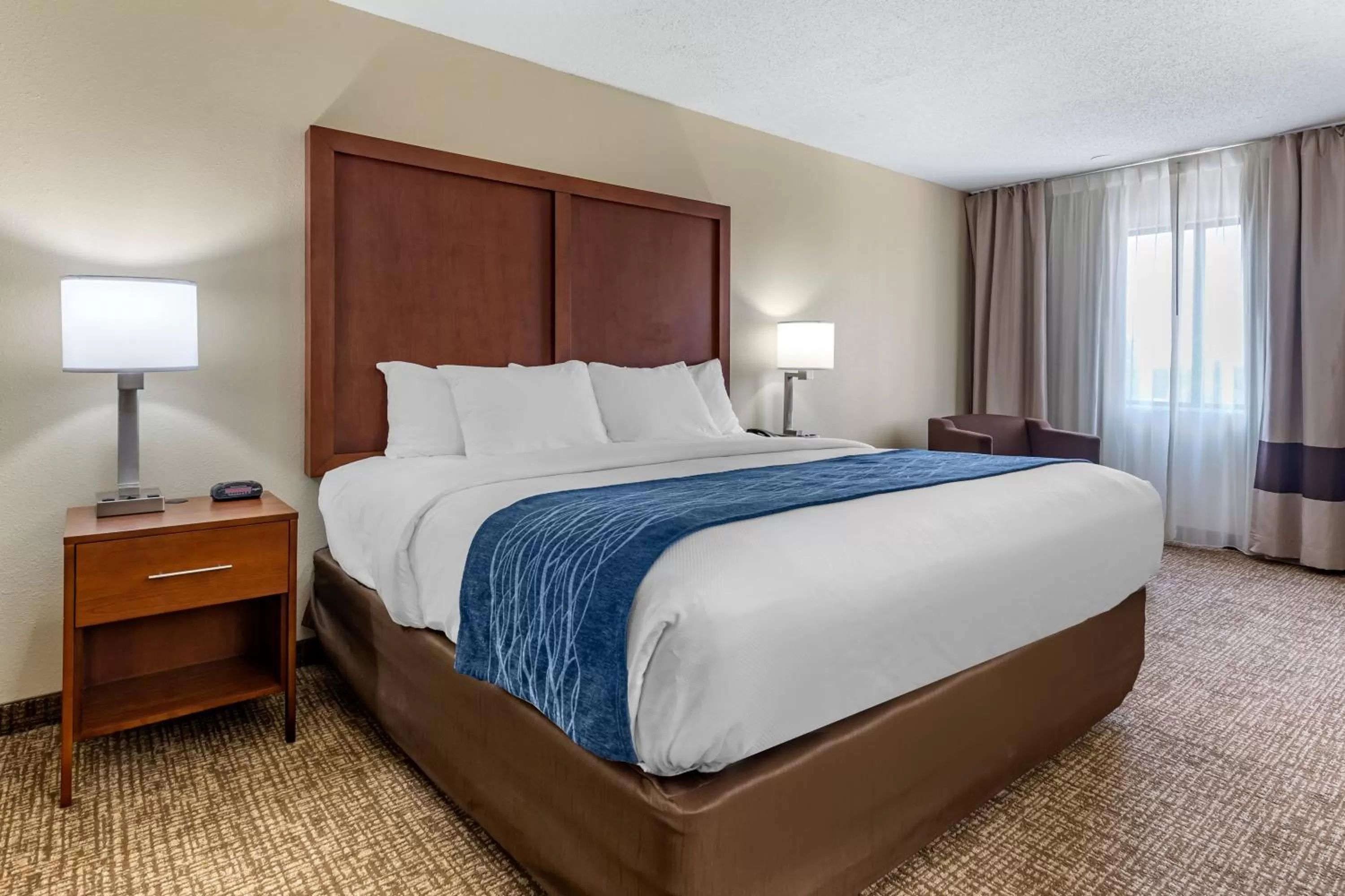 Bedroom, Bed in Comfort Inn & Suites Spring Lake - Fayetteville near Fort Bragg