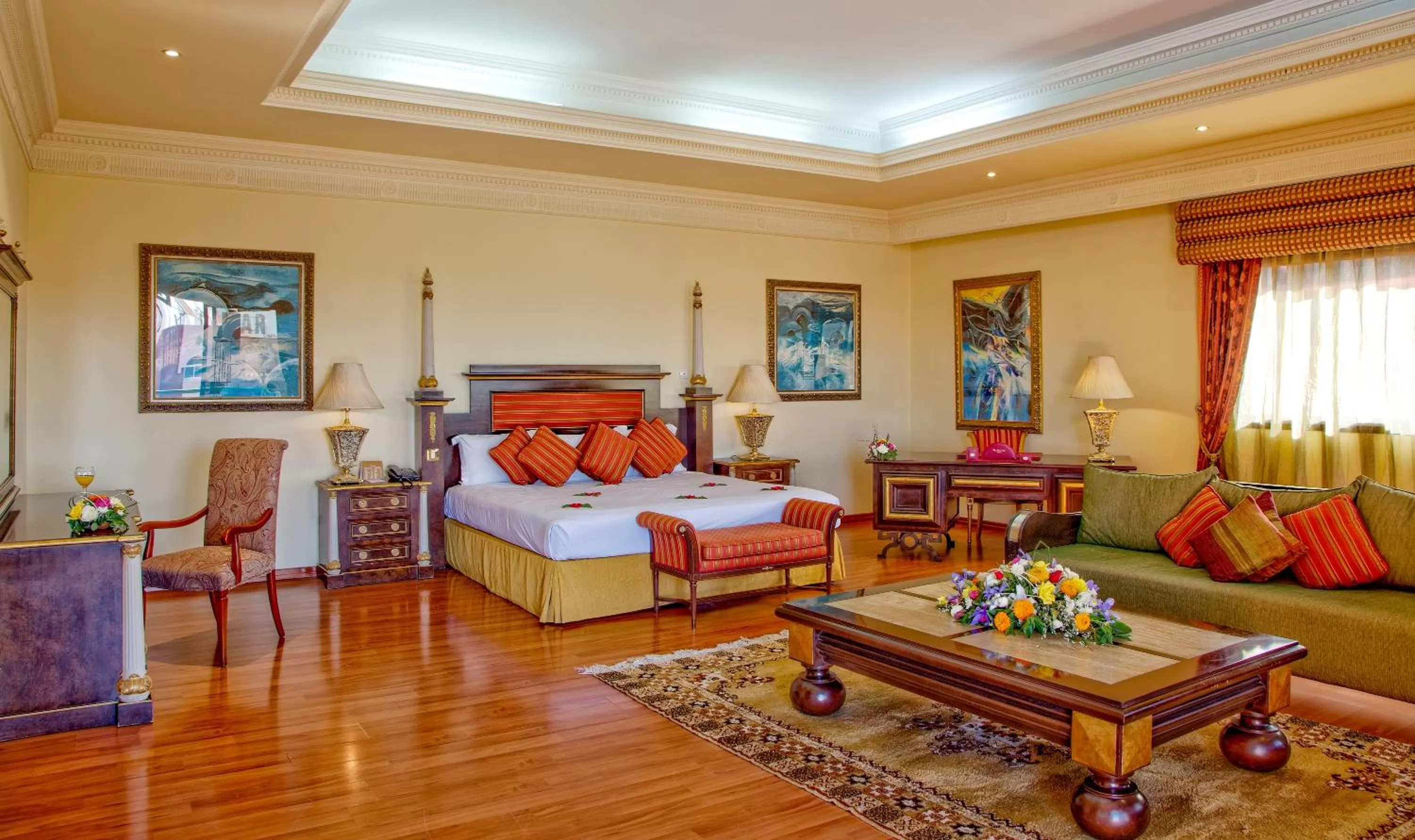 Living room, Bed in Royal Mirage Deluxe