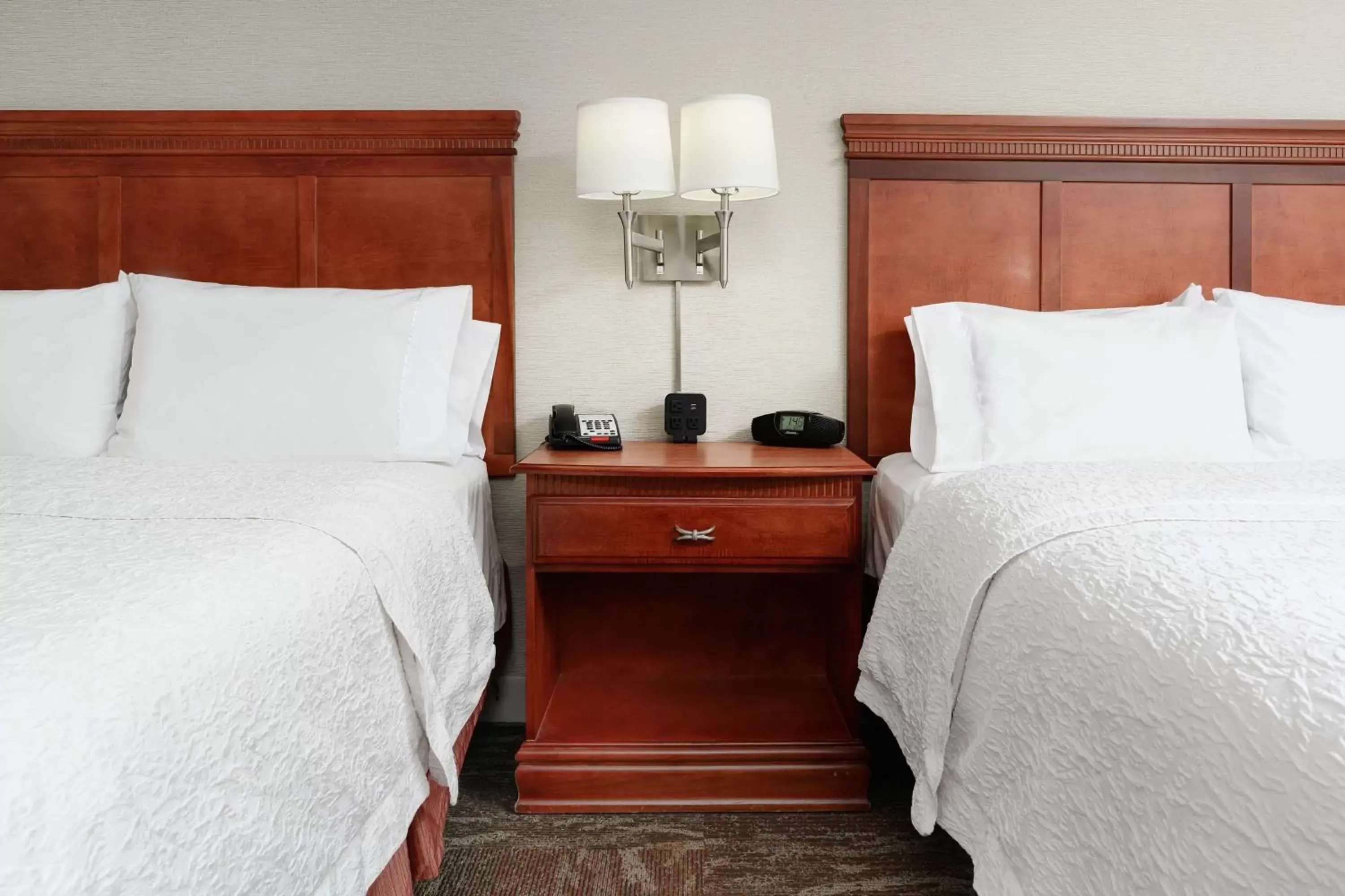 Room with Two Queen Beds - Non-Smoking in Hampton Inn Oak Ridge Knoxville Room with Two Queen Beds - Non-Smoking in Hampton Inn Oak Ridge Knoxville