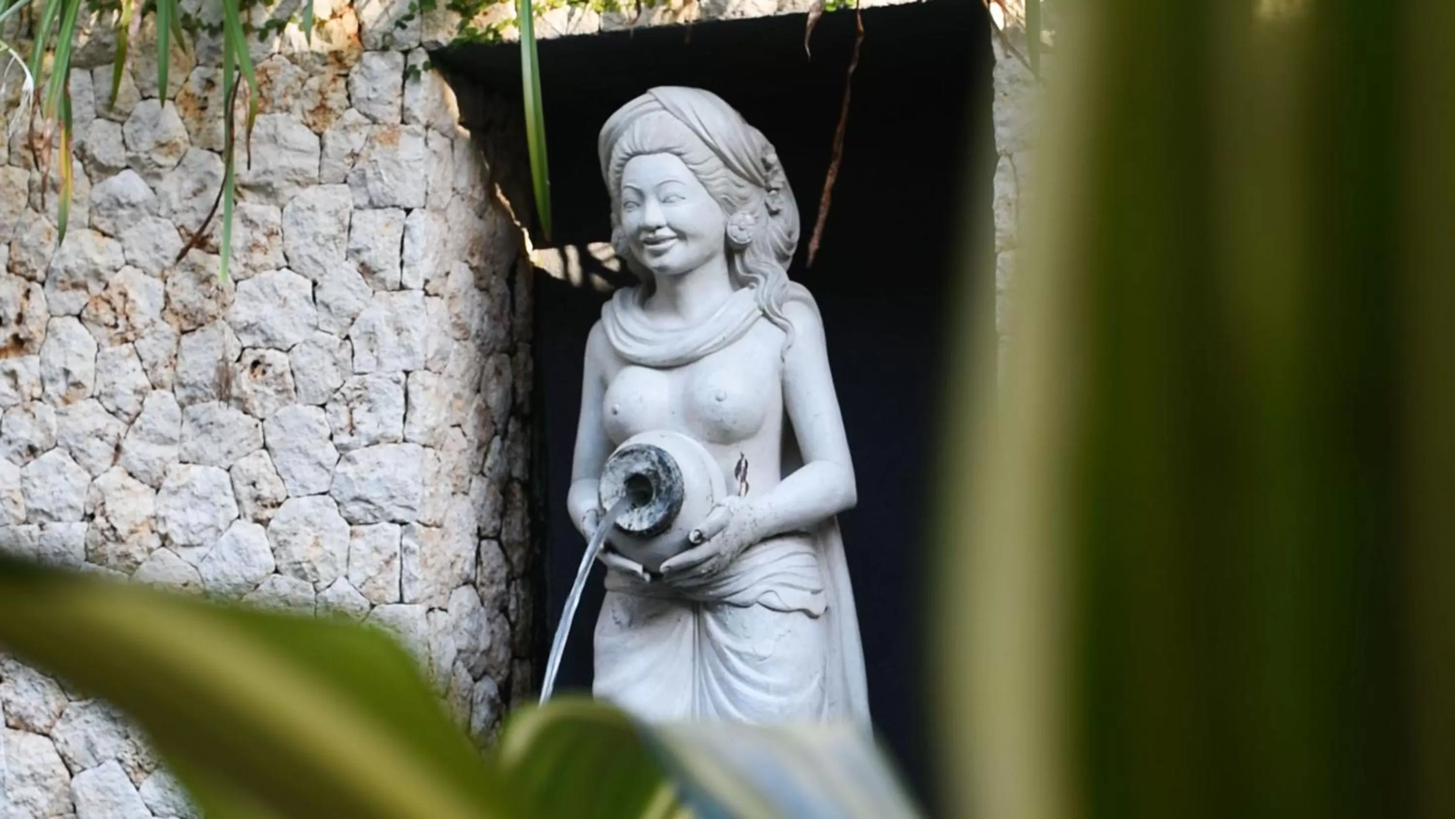 Swimming pool in Manzelejepun Villa & Pavilion