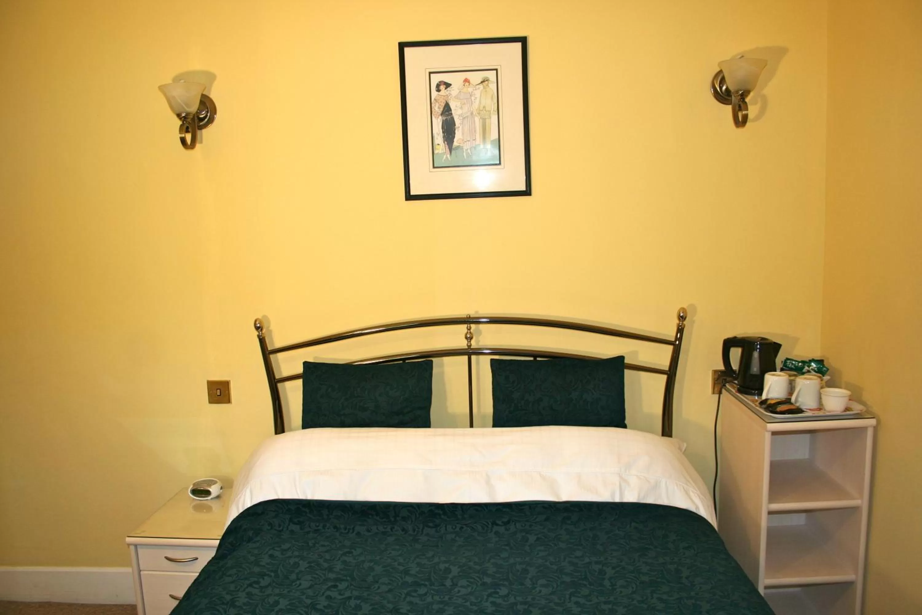 Bedroom, Bed in The Old Station House