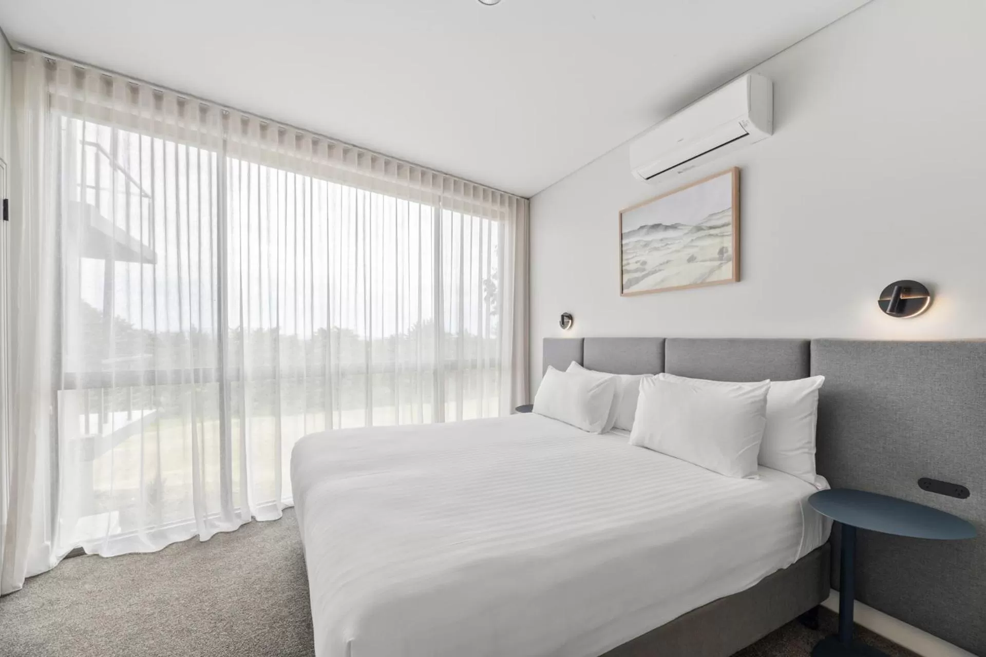 Premier Two Bedroom Suite - Free Wifi and Parking in Balgownie Estate Yarra Valley
