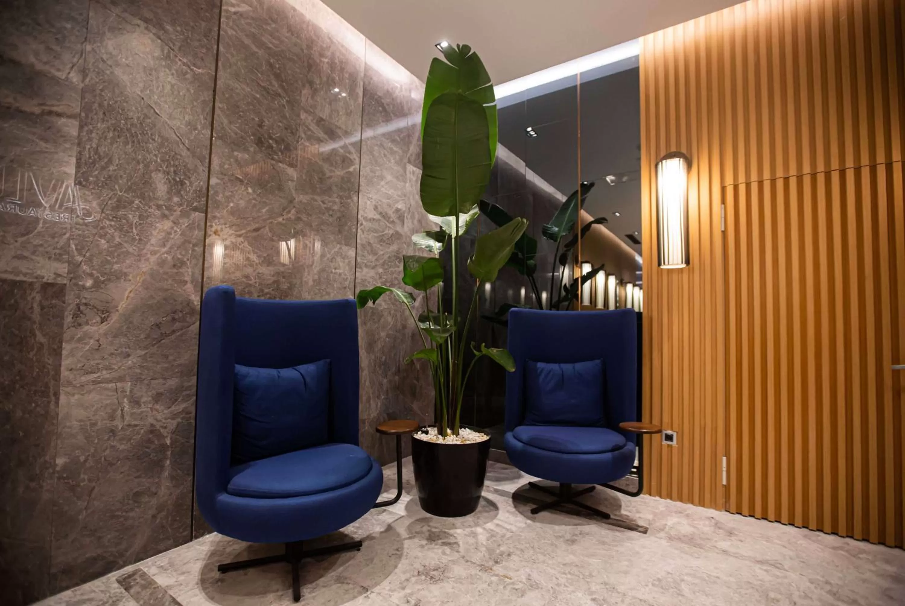 Lobby or reception in Ramada Plaza Sultanahmet