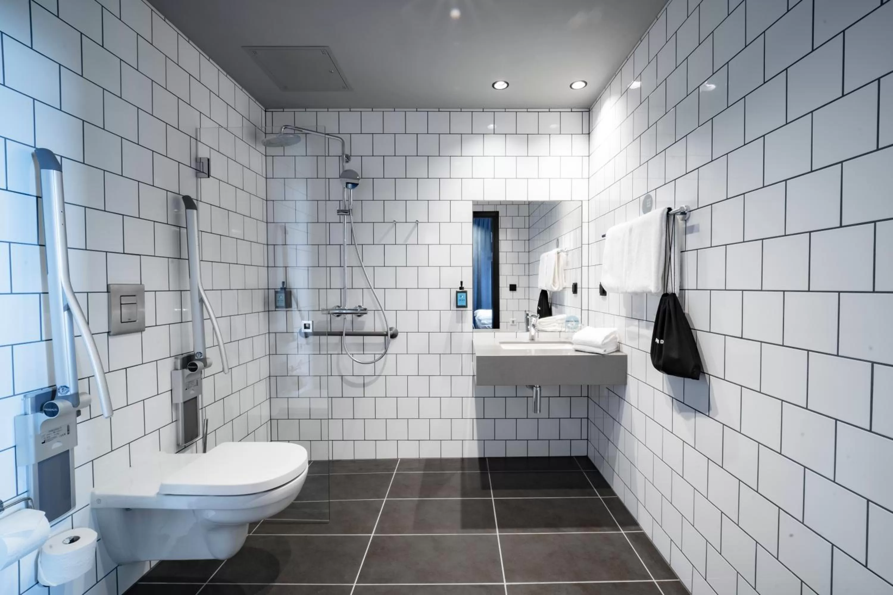 Bathroom in Comfort Hotel Solna Arenastaden