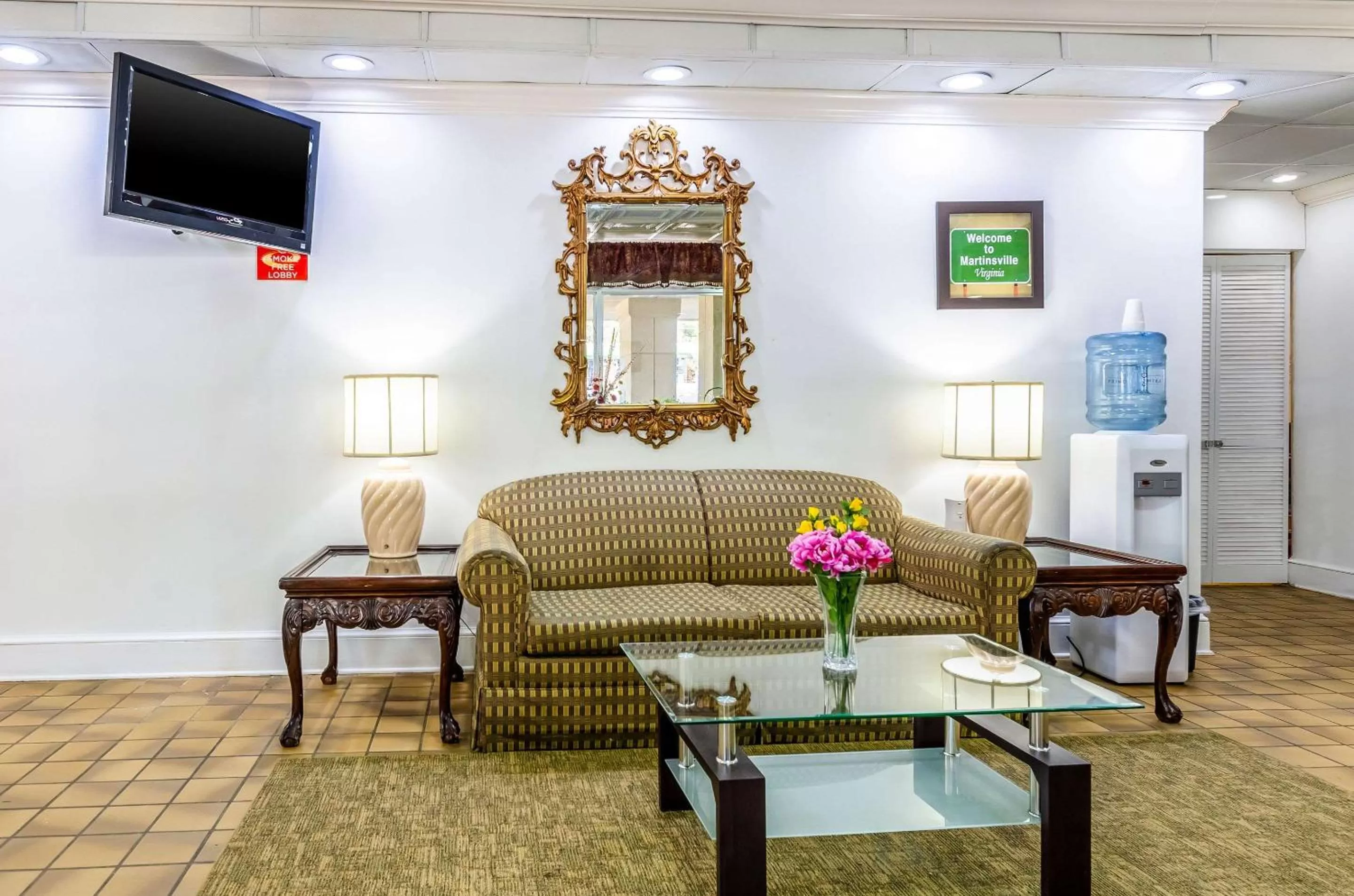Lobby or reception in Econo Lodge Martinsville