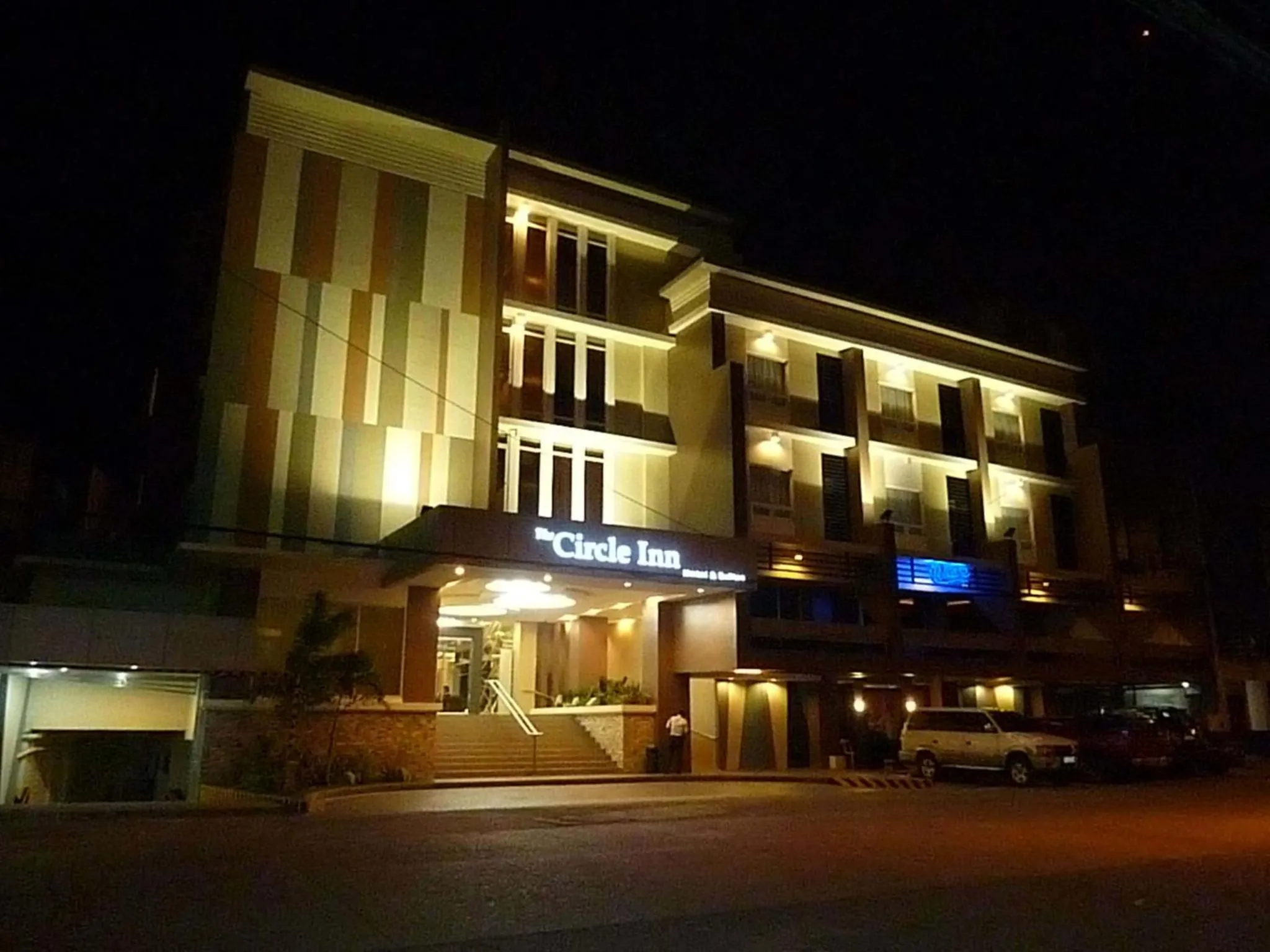 Facade/entrance in Circle Inn - Iloilo City Center