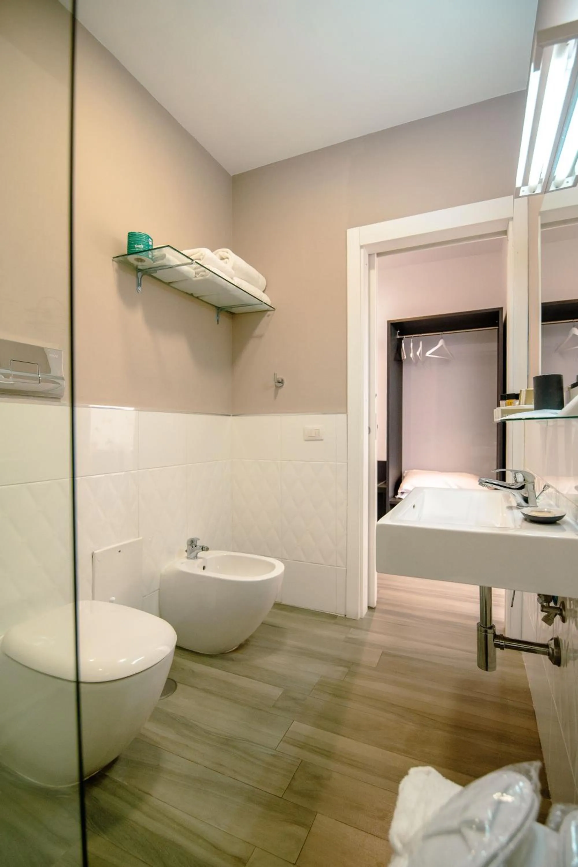 Bathroom in Hotel Bruman Salerno