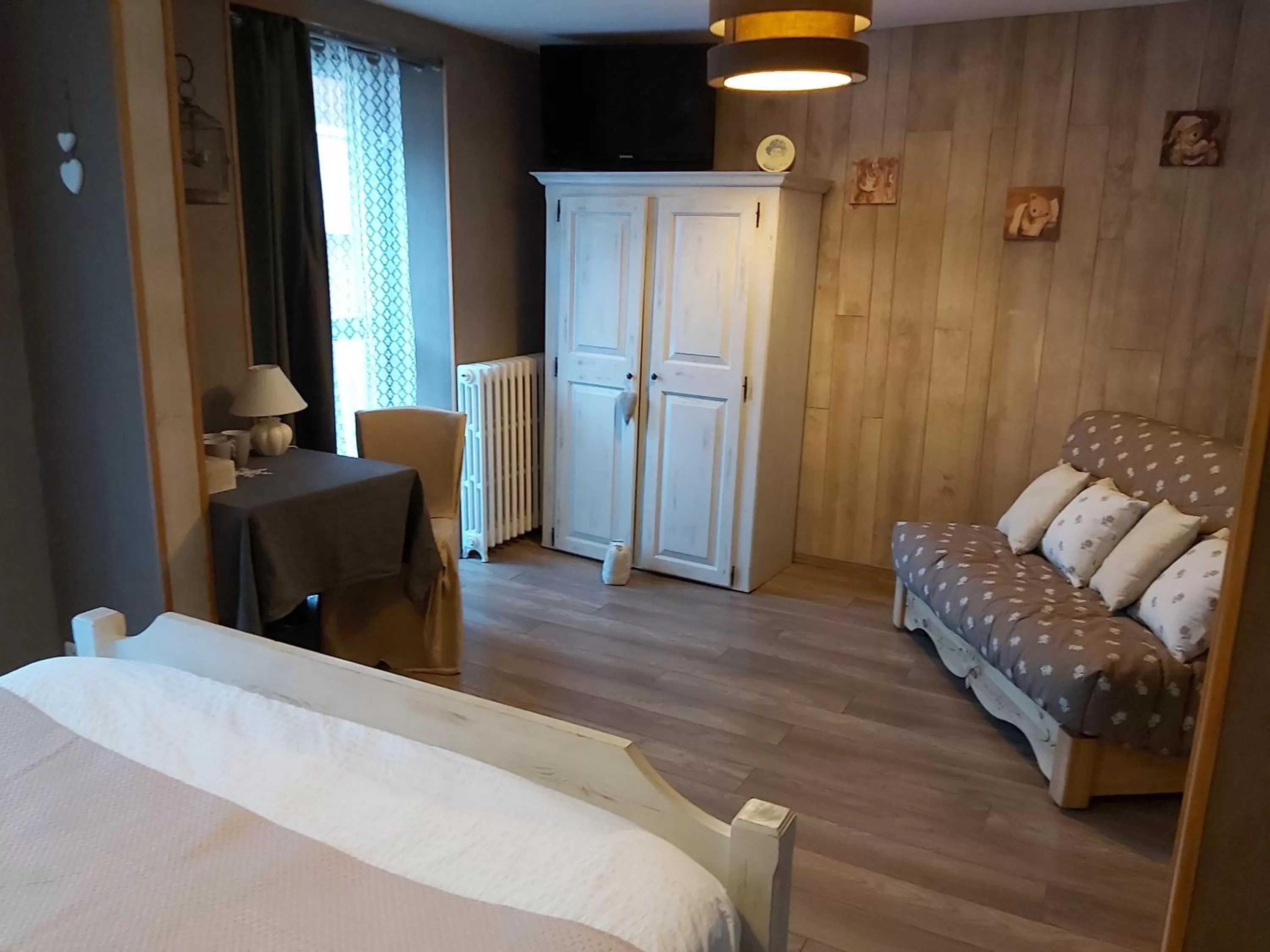 Bed in Le Patio de Luchon