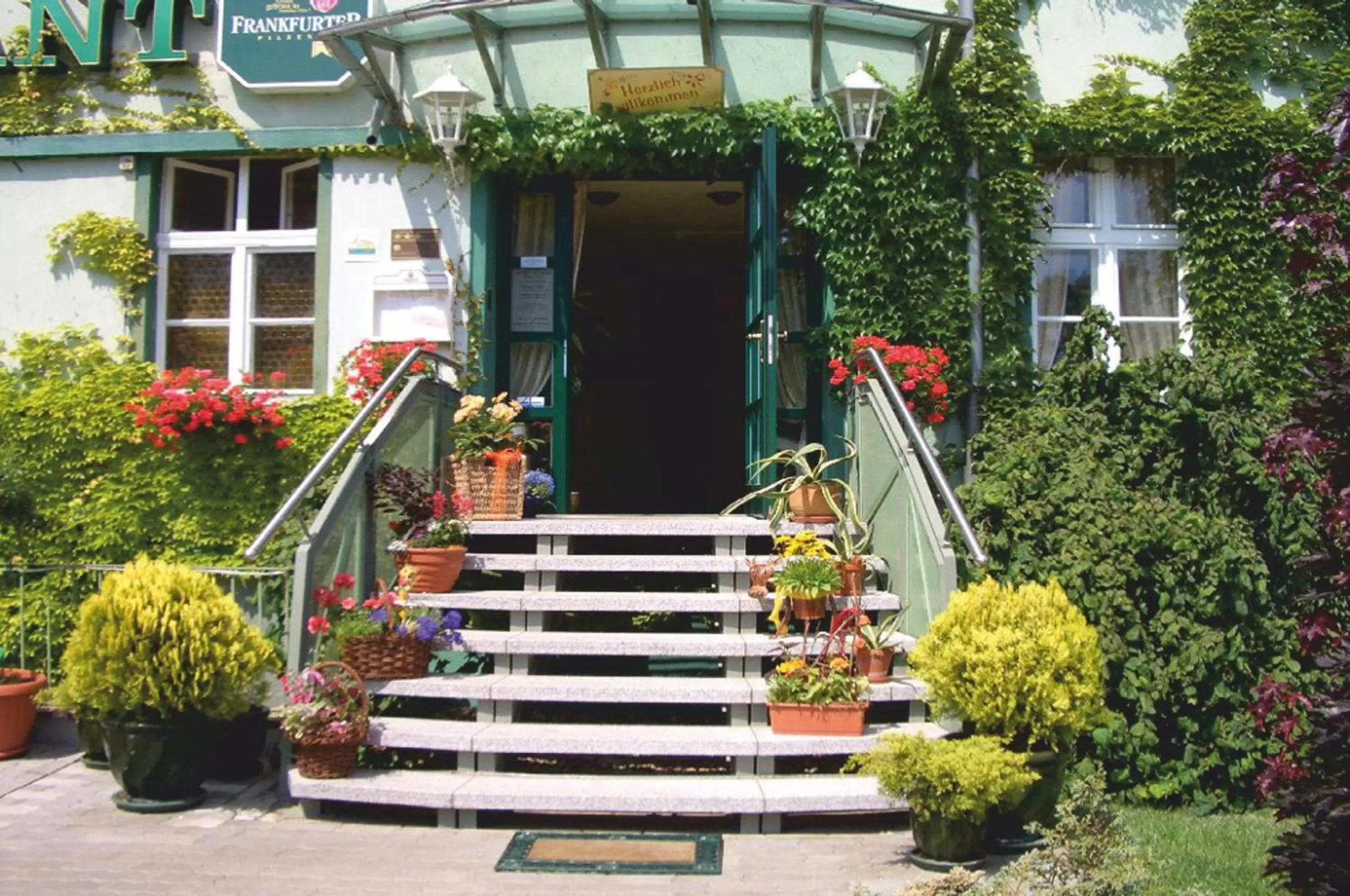 Facade/entrance in Hotel Zur Alten Oder- Frankfurt-Oder