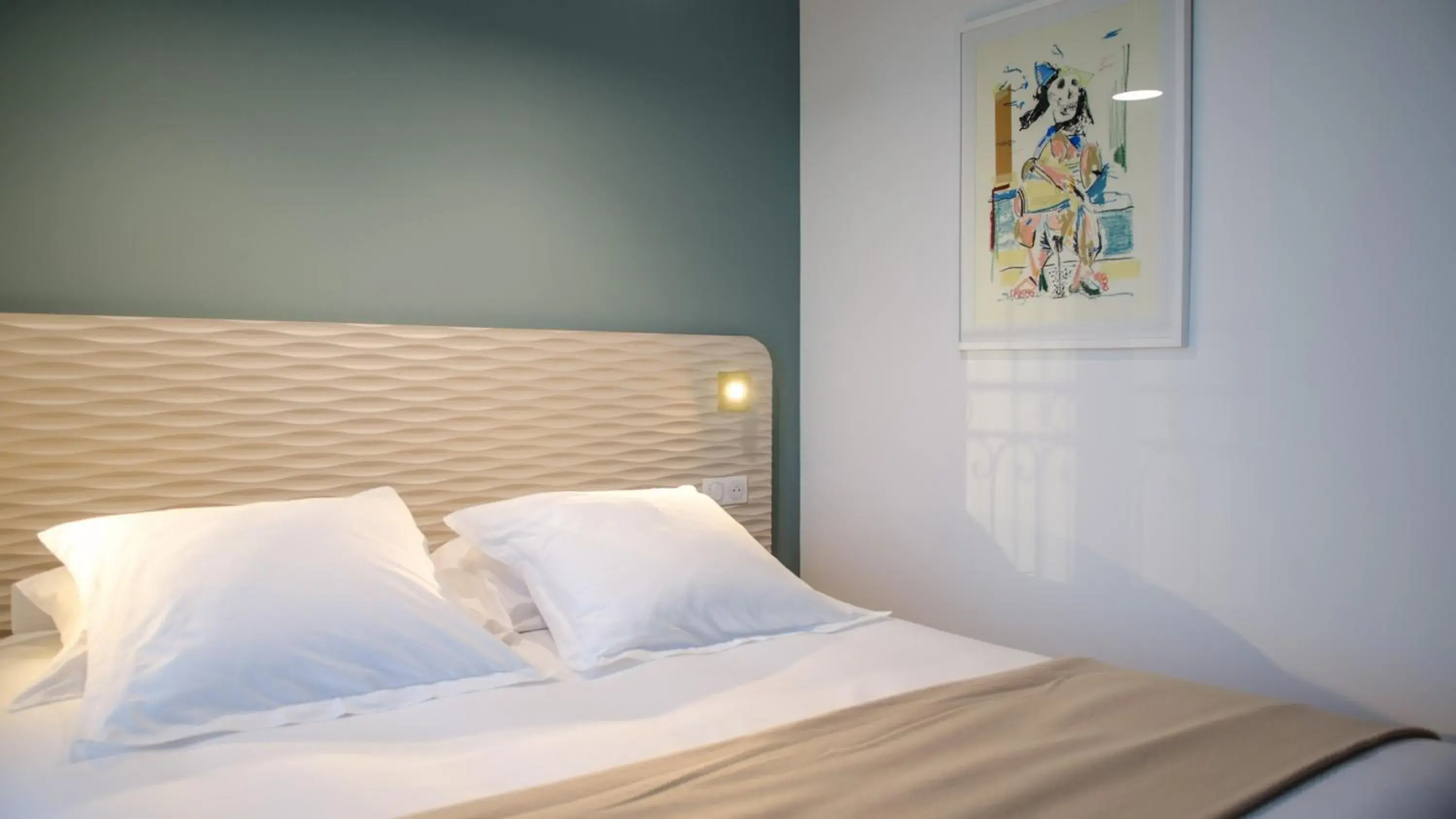 Classic Double Room in Hôtel le XIX Classic Double Room in Hôtel le XIX