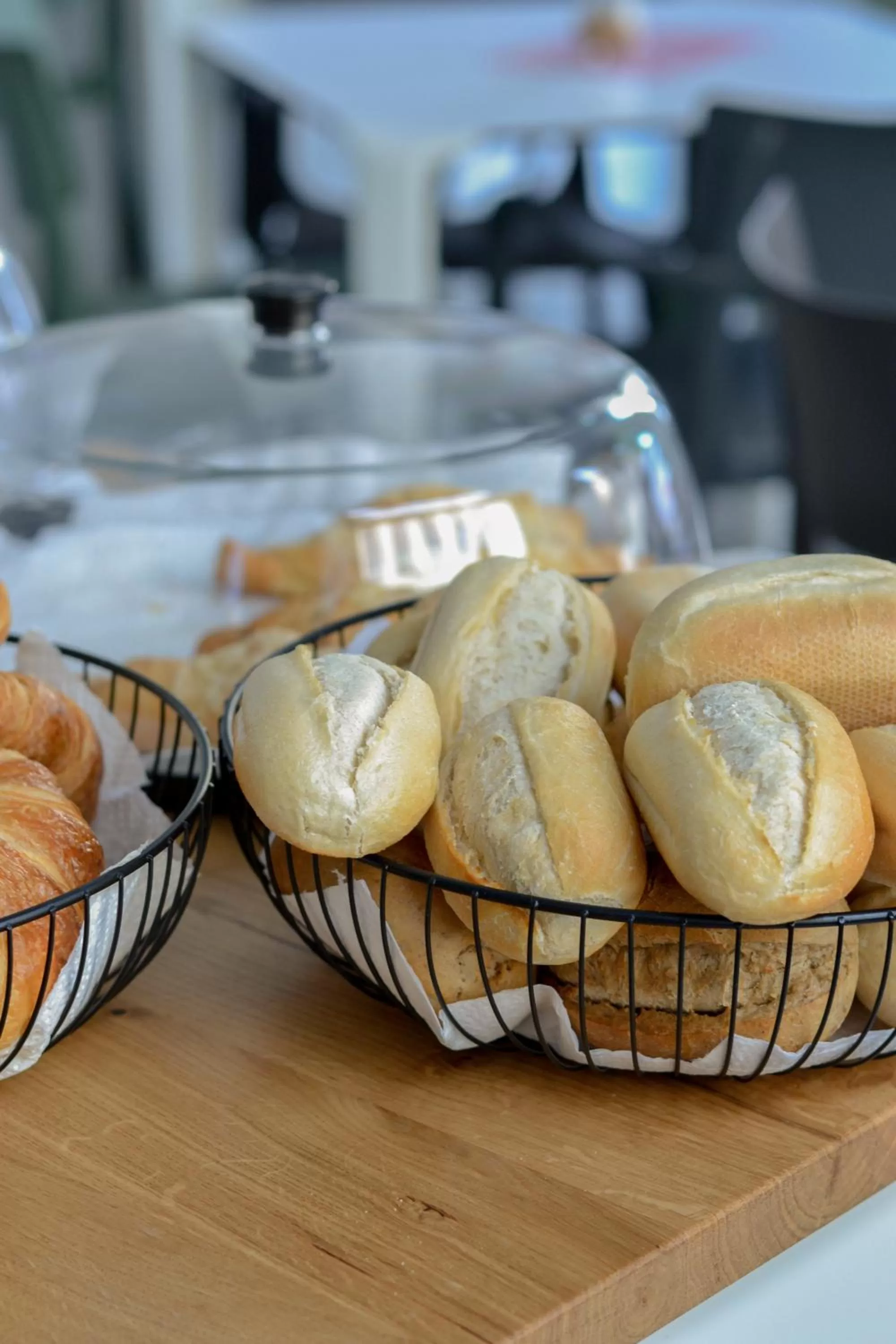 Buffet breakfast in Apollo Hotel Vienna