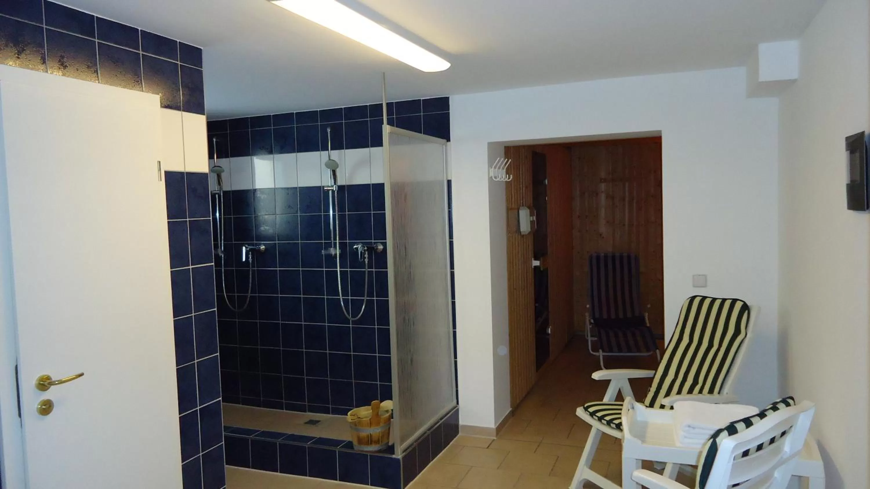 Spa and wellness centre/facilities, Bathroom in Hotel Fortuna