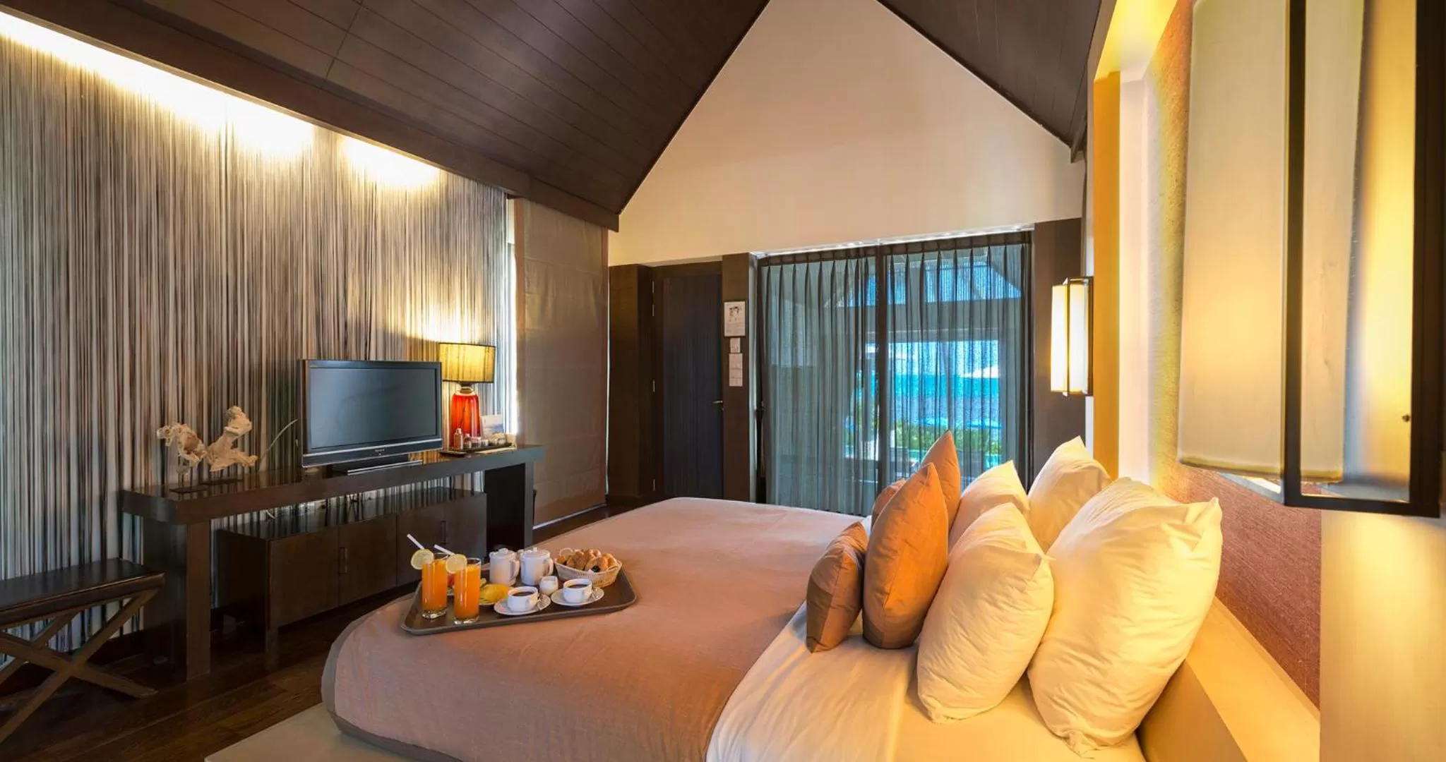 Bed in The Sea Koh Samui Resort and Residences by Tolani