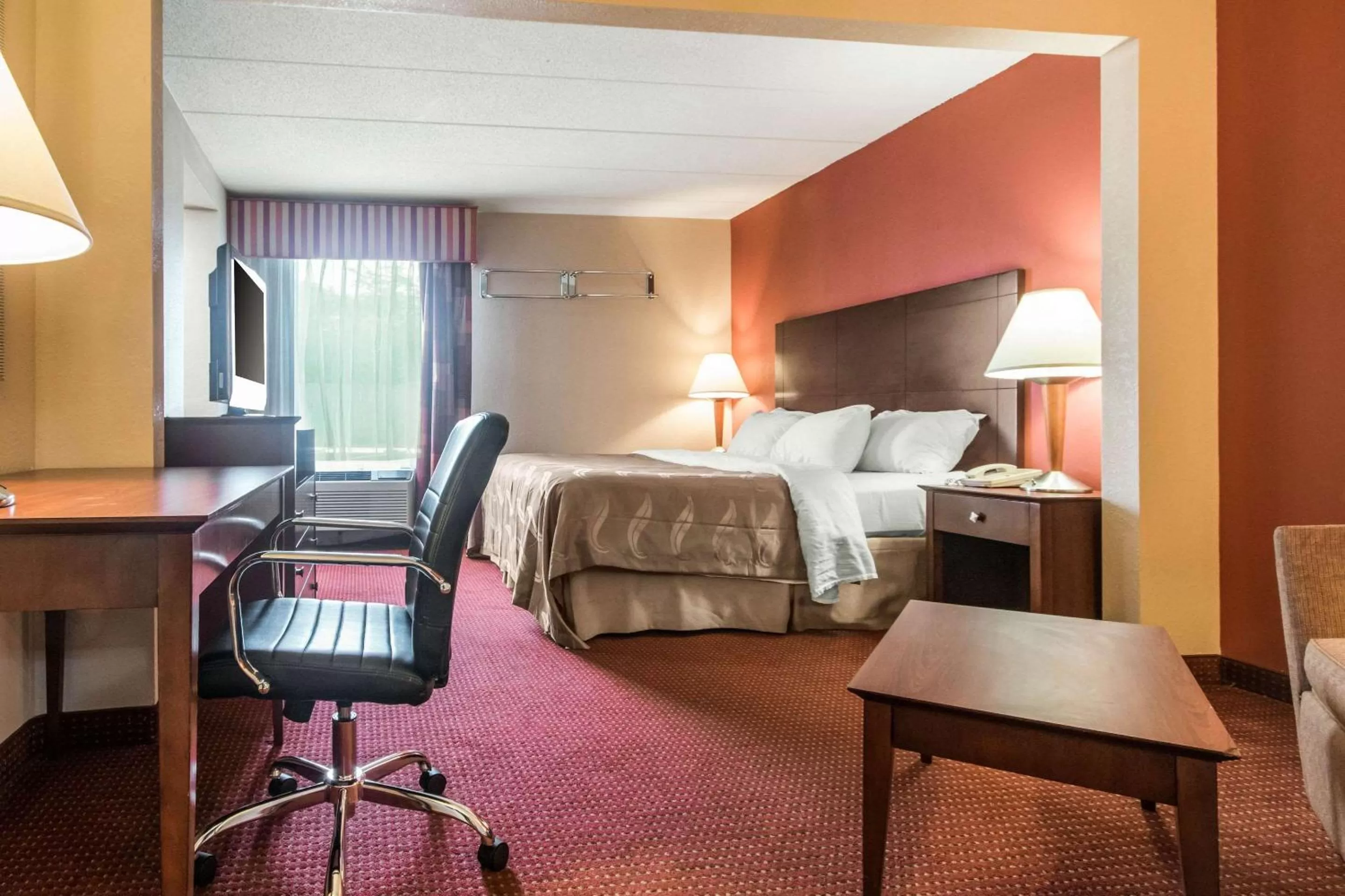 Photo of the whole room, Bed in Quality Inn & Suites Lawrenceburg
