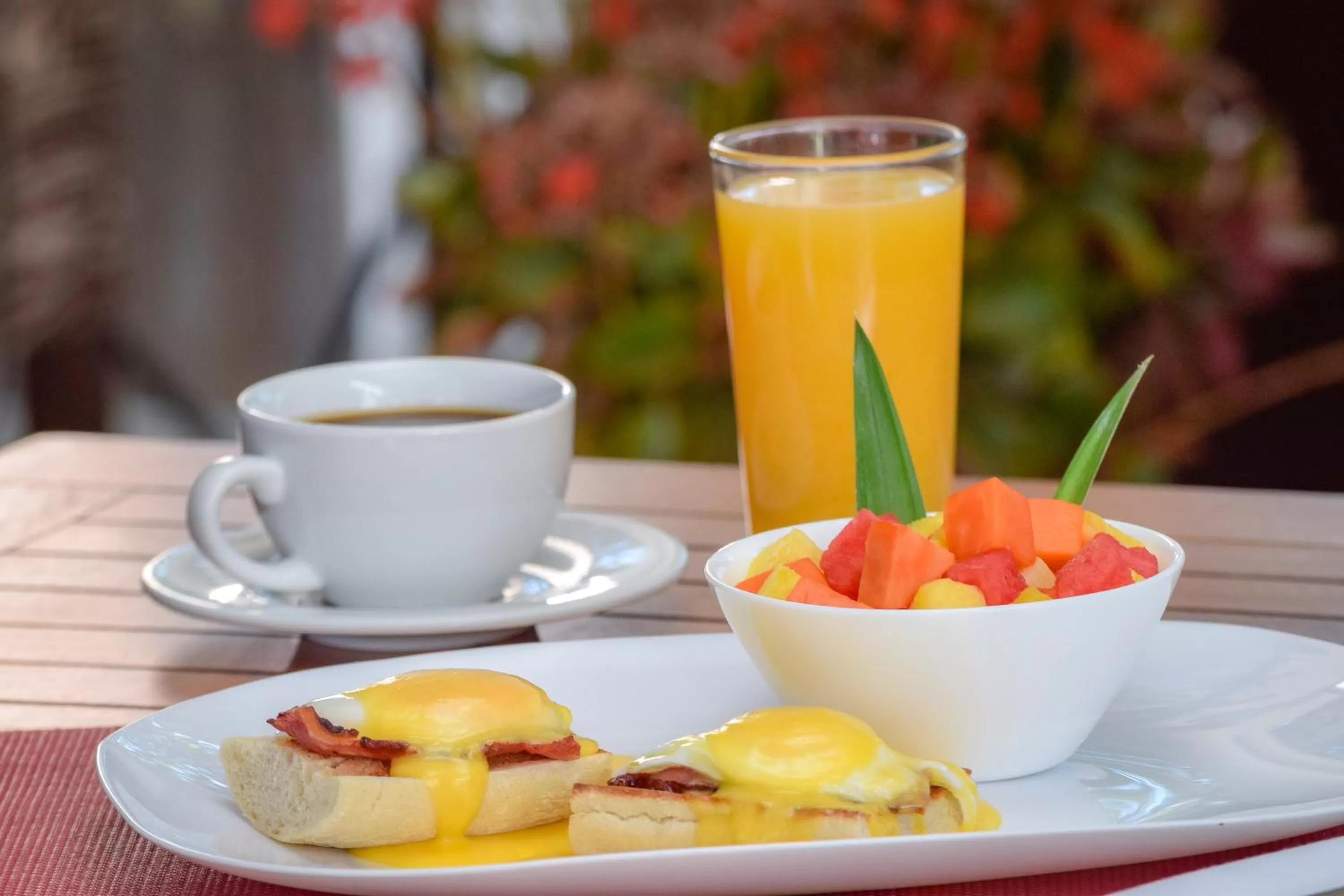 Breakfast in La Riviera Hotel