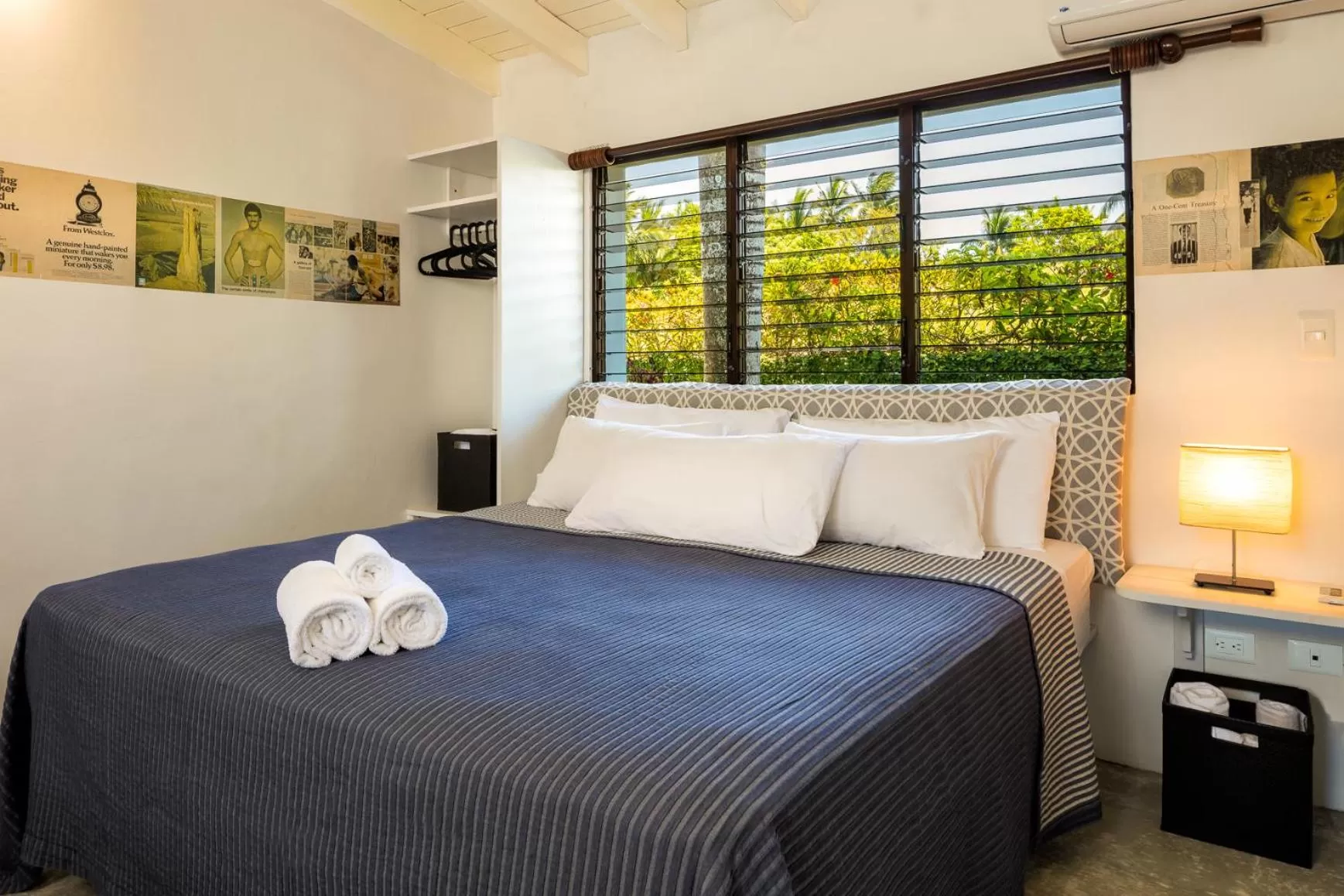 Bed in El Encuentro Surf Lodge