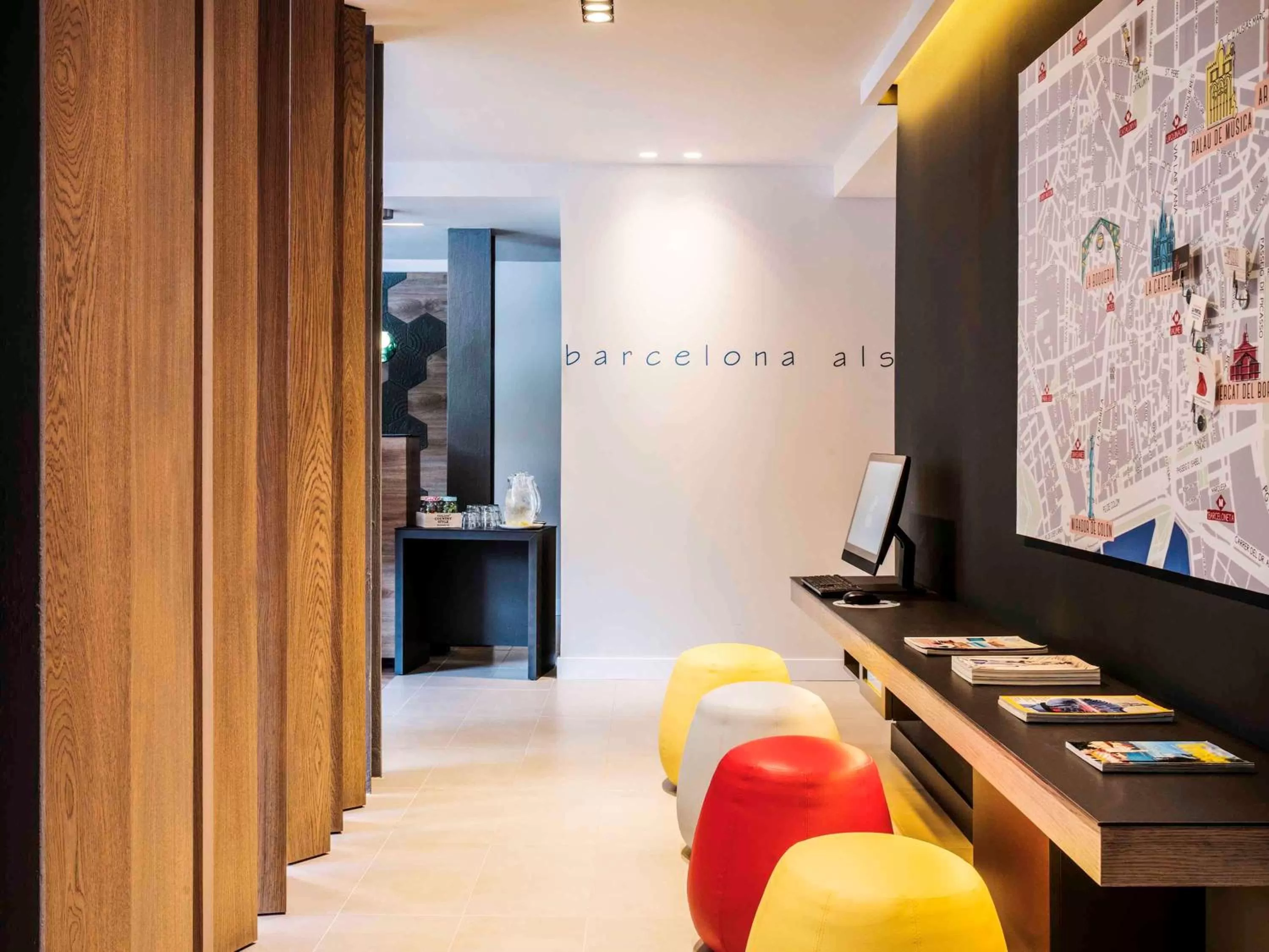 Property building in ibis Styles Barcelona Centre