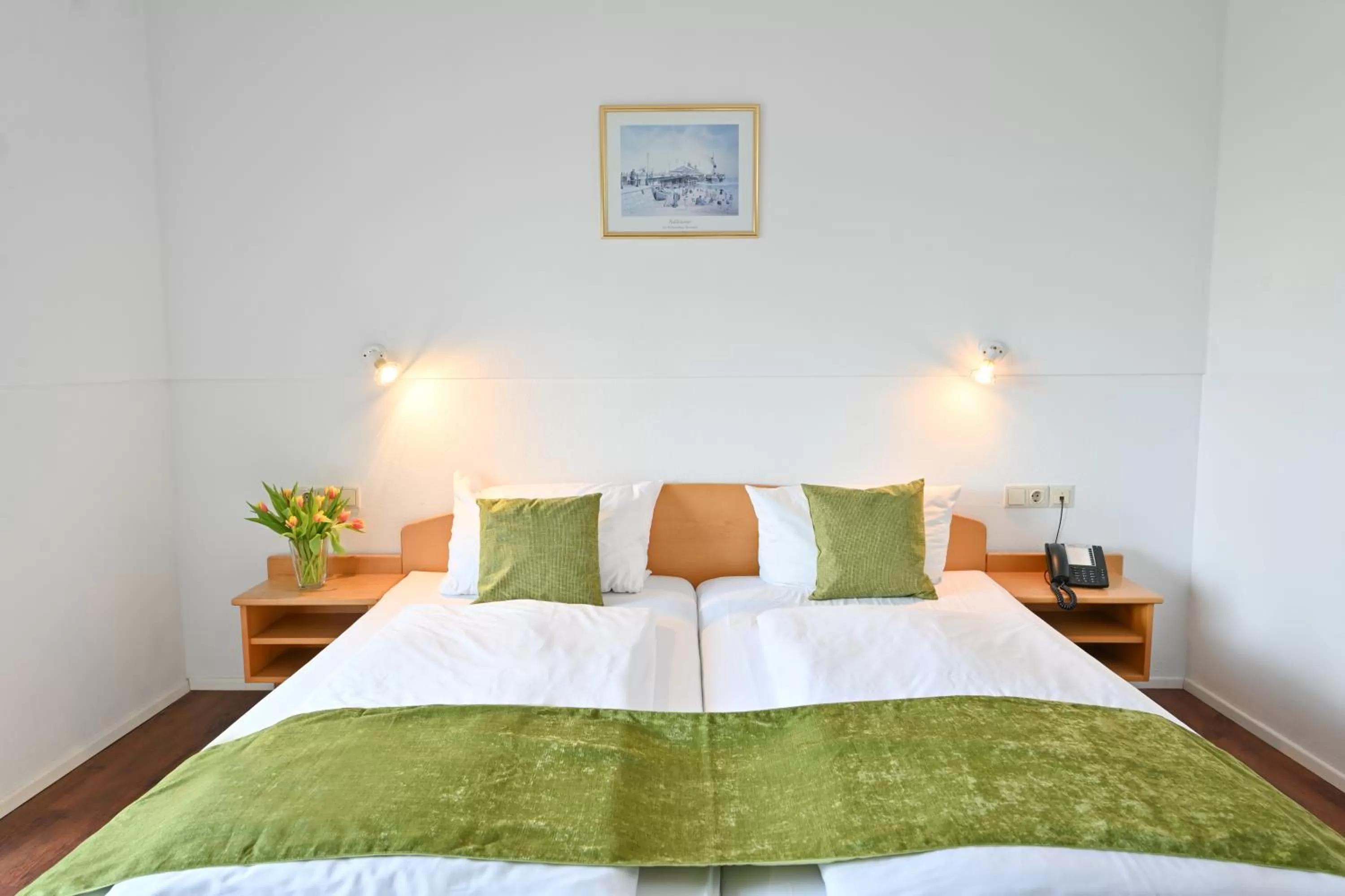 Staff, Bed in Gasthaus - Hotel Alt Fürstätt