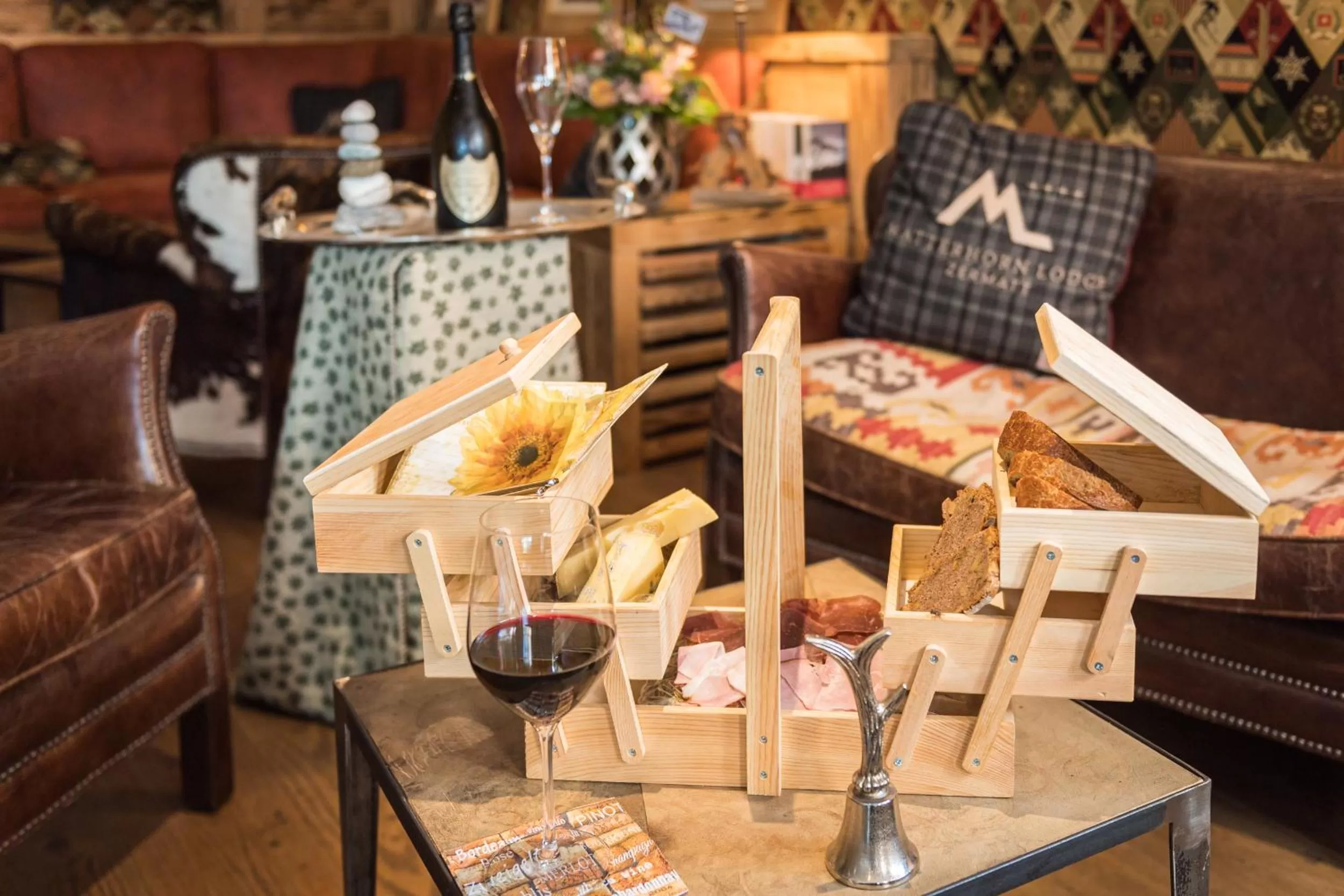 Lounge or bar in Matterhorn Lodge Boutique Hotel & Apartments