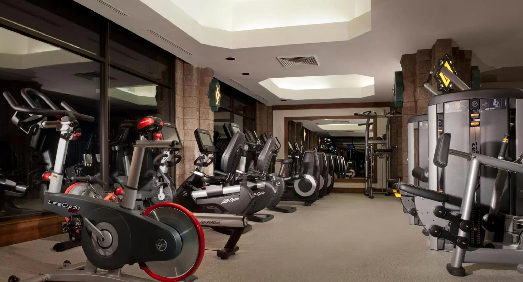 Fitness centre/facilities in Loews Ventana Canyon Resort