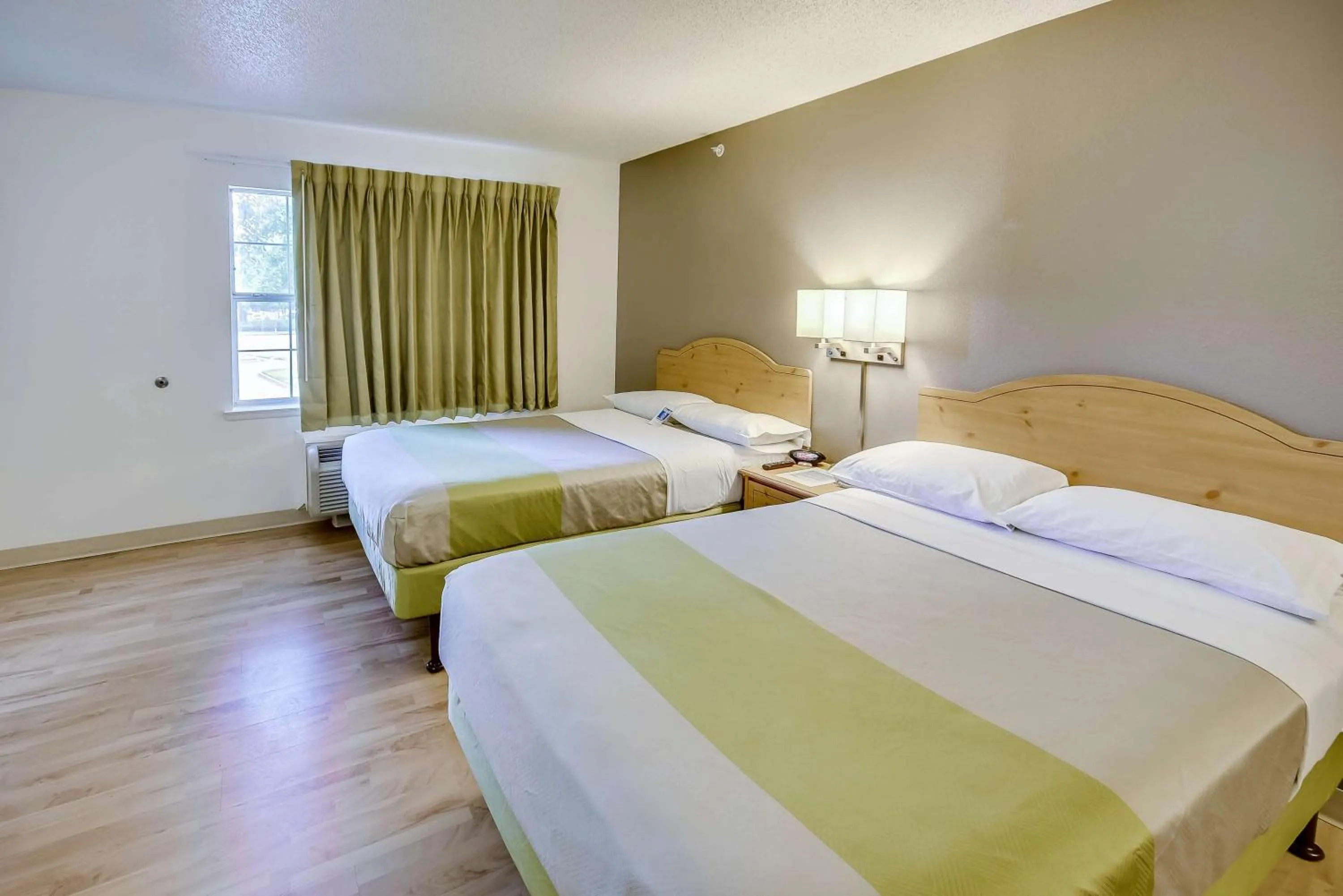 Bedroom, Bed in Studio 6-Houston, TX - Hobby South