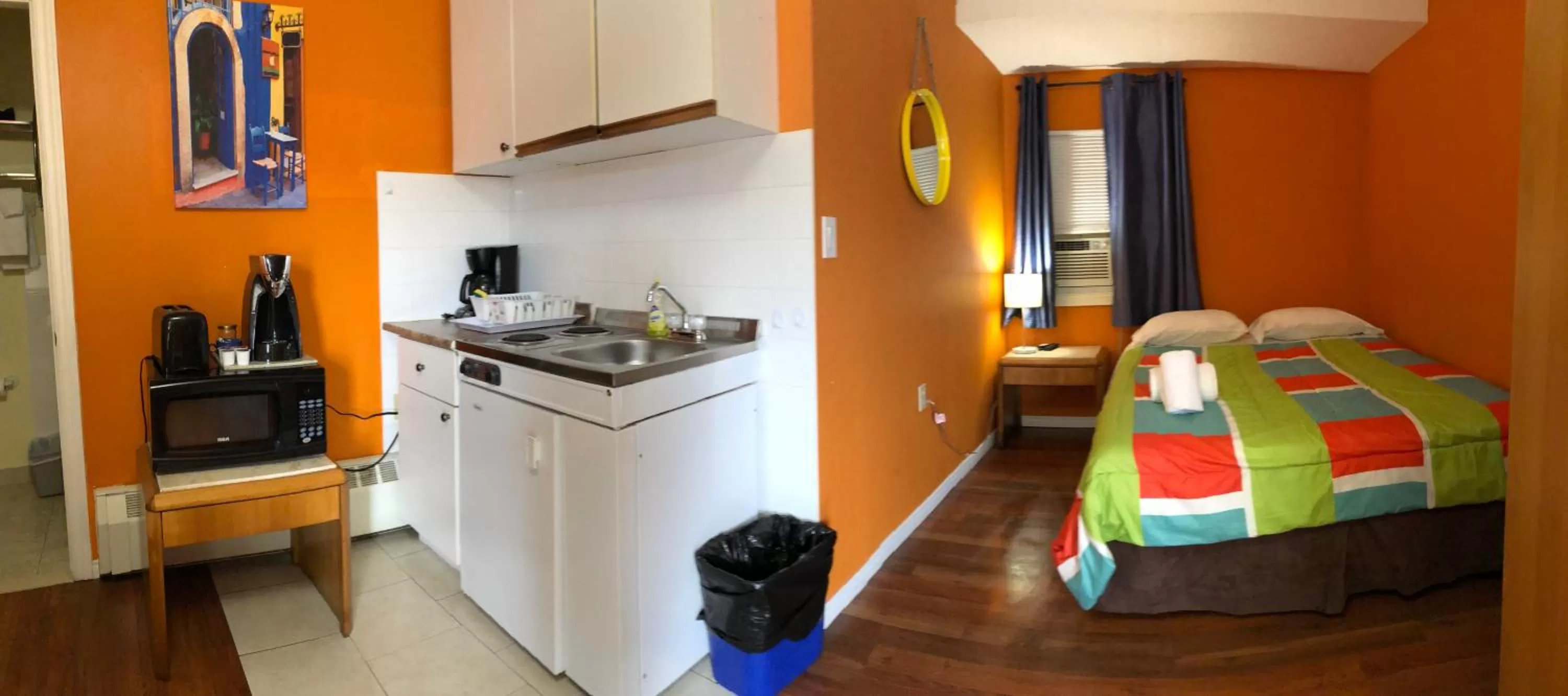 Bed in Wasaga Motel Inn