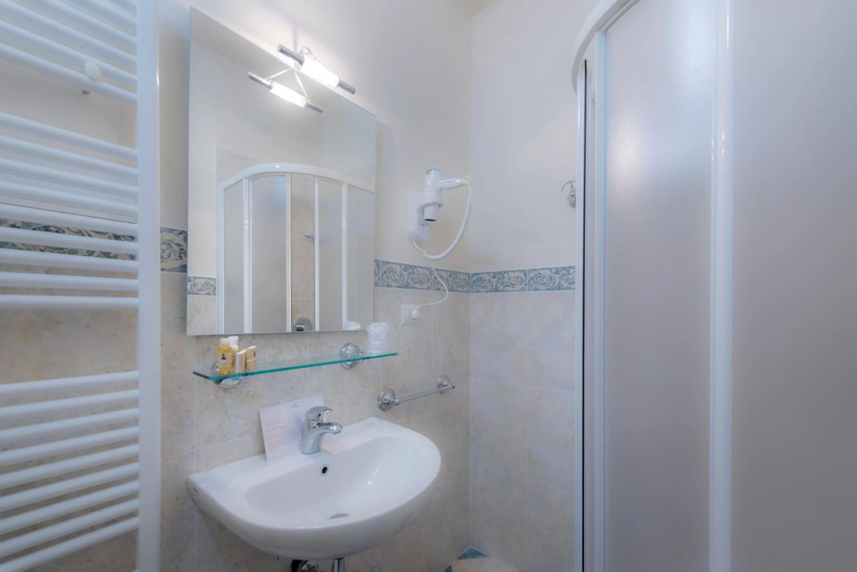 Bathroom in Villa Elda Boutique Hotel