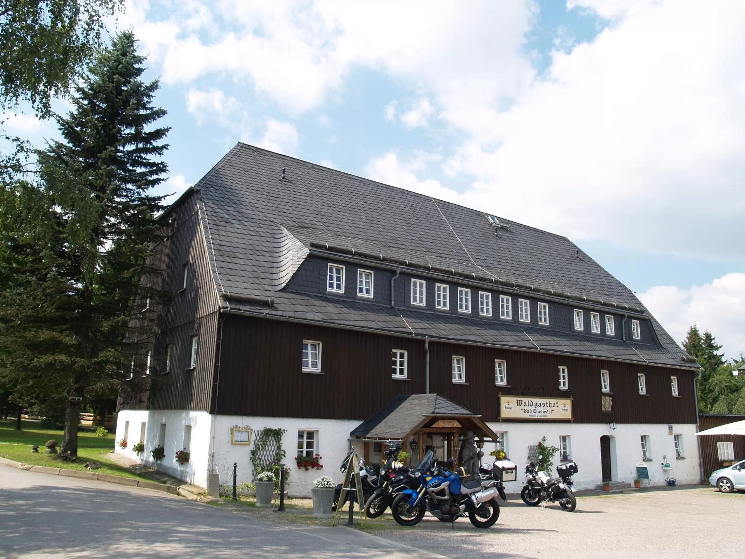 Facade/entrance, Property Building in Waldgasthof Bad Einsiedel