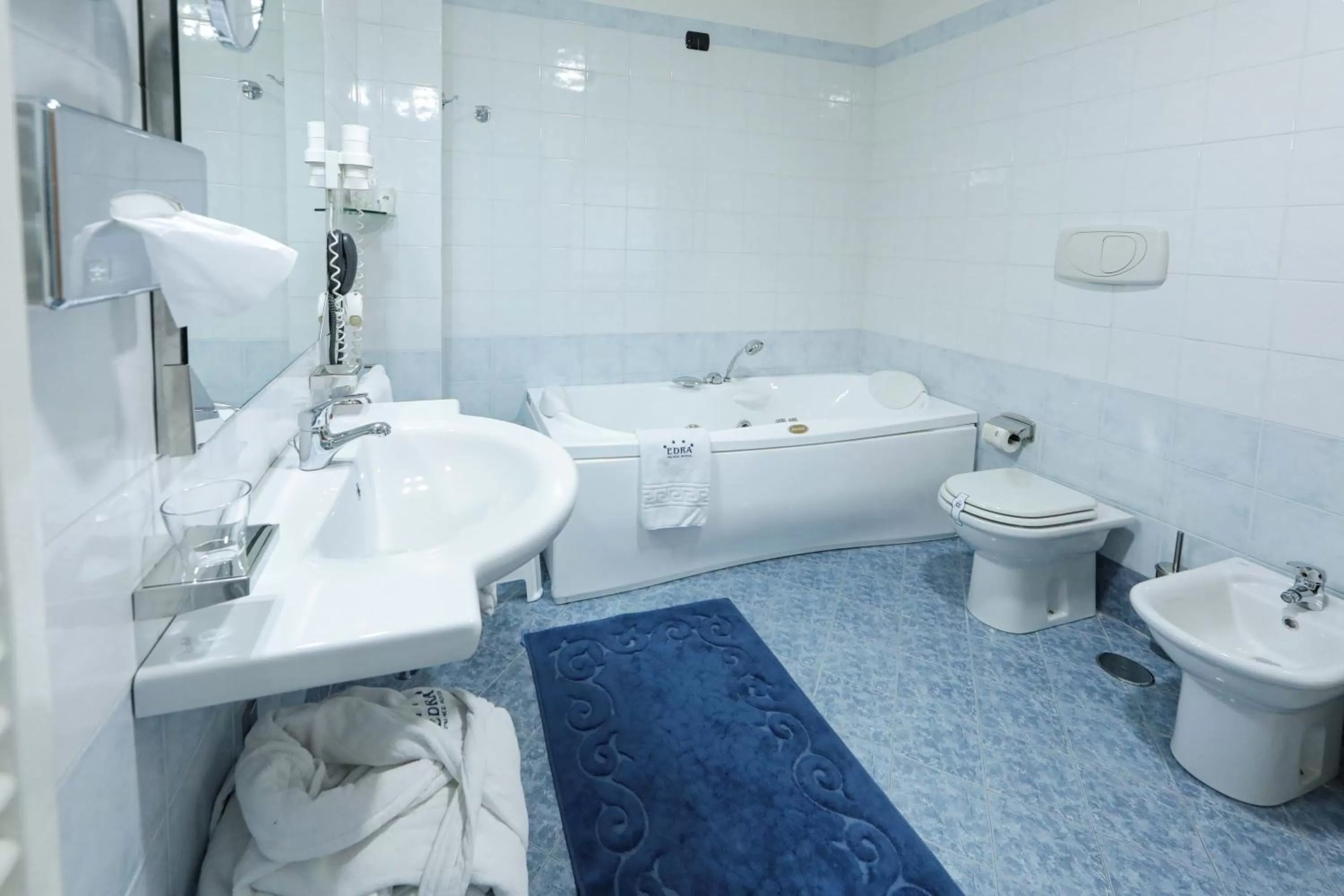 Edra Palace Hotel & Ristorante